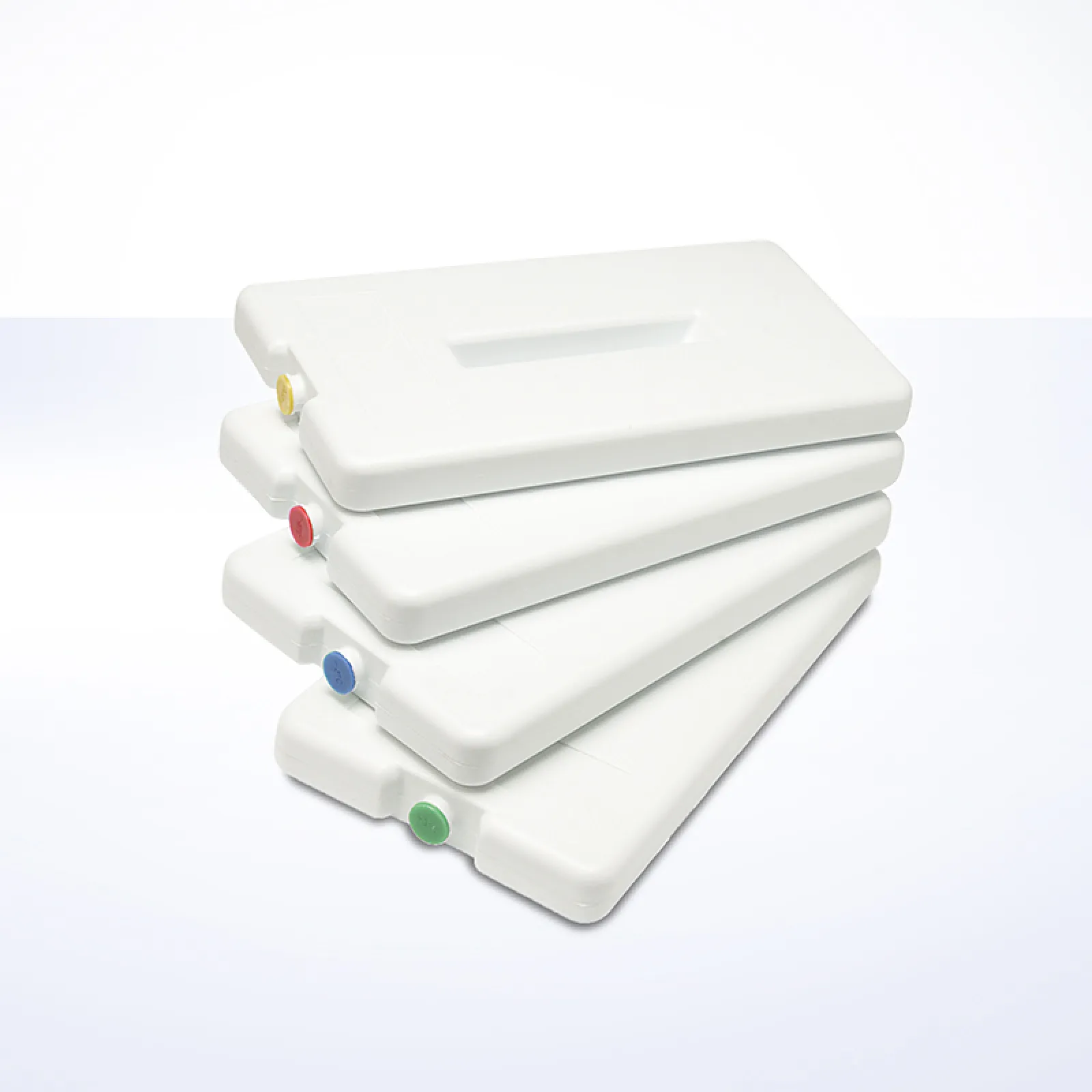 DEBAMED® Eutectic Plate: Source of heat / cold for transporting samples of biological substances under temperature-controlled conditions. Maintains a constant temperature inside insulated containers.