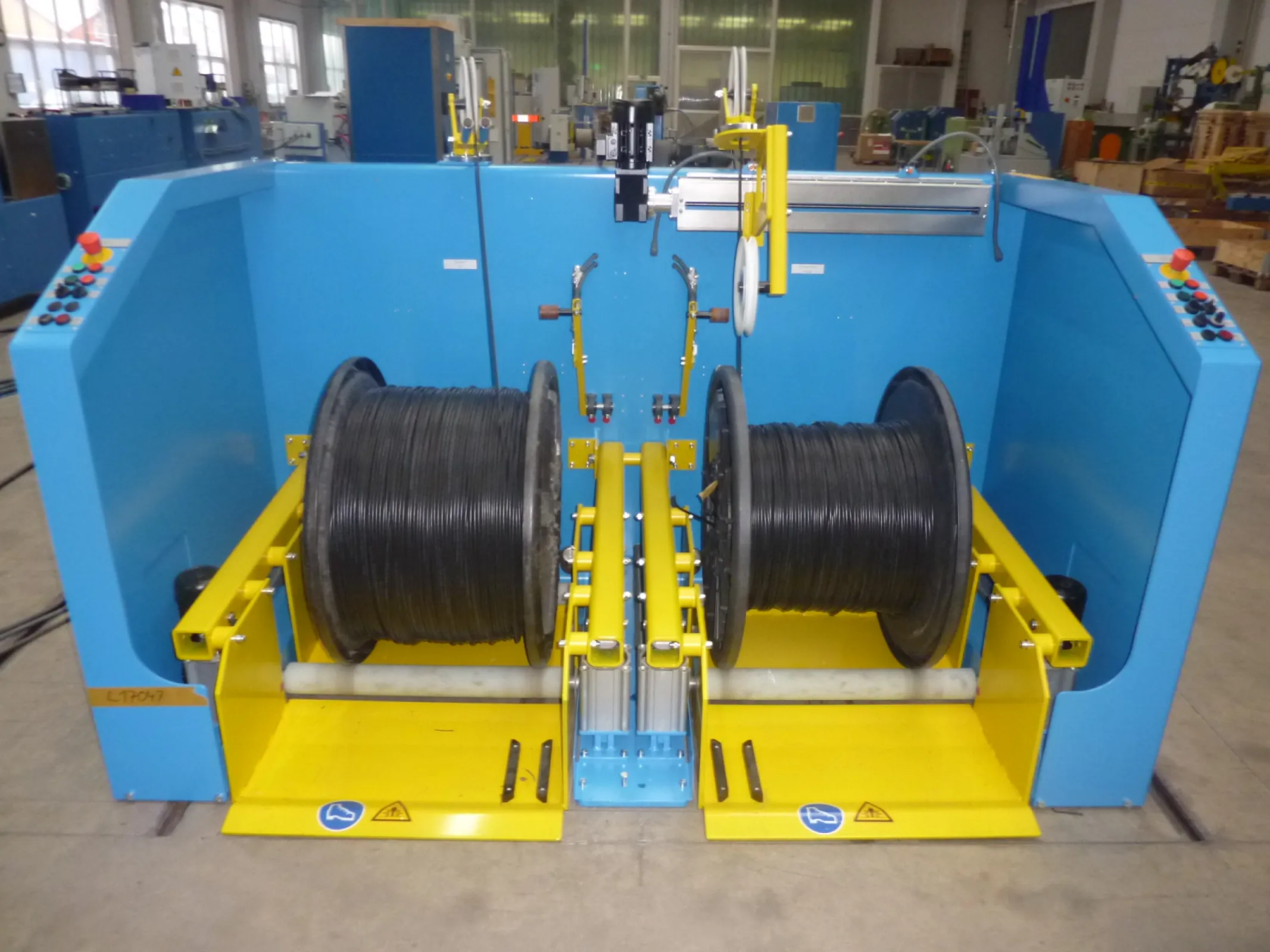 Driven roll pay-off and Driven roll take-up