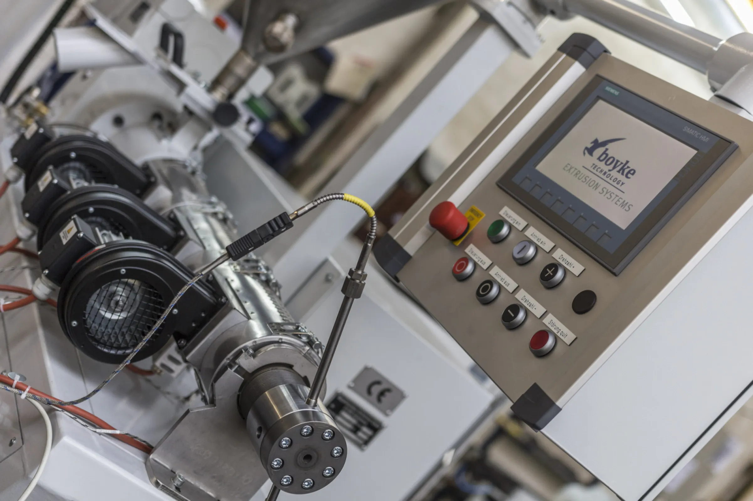 Boyke HMI with  visualisation of setttings and process data.