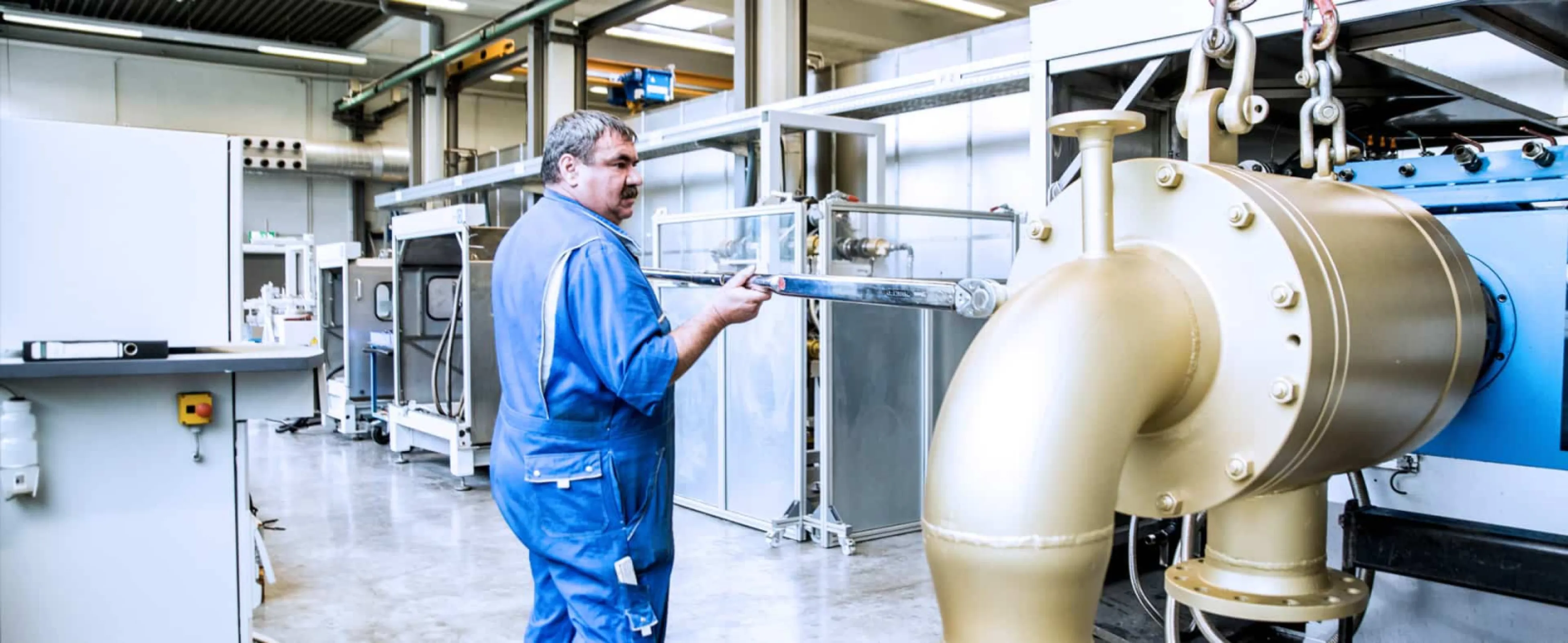 "Service at its best!" Service technician Bernd Kinkle during the test run of the DQ series.