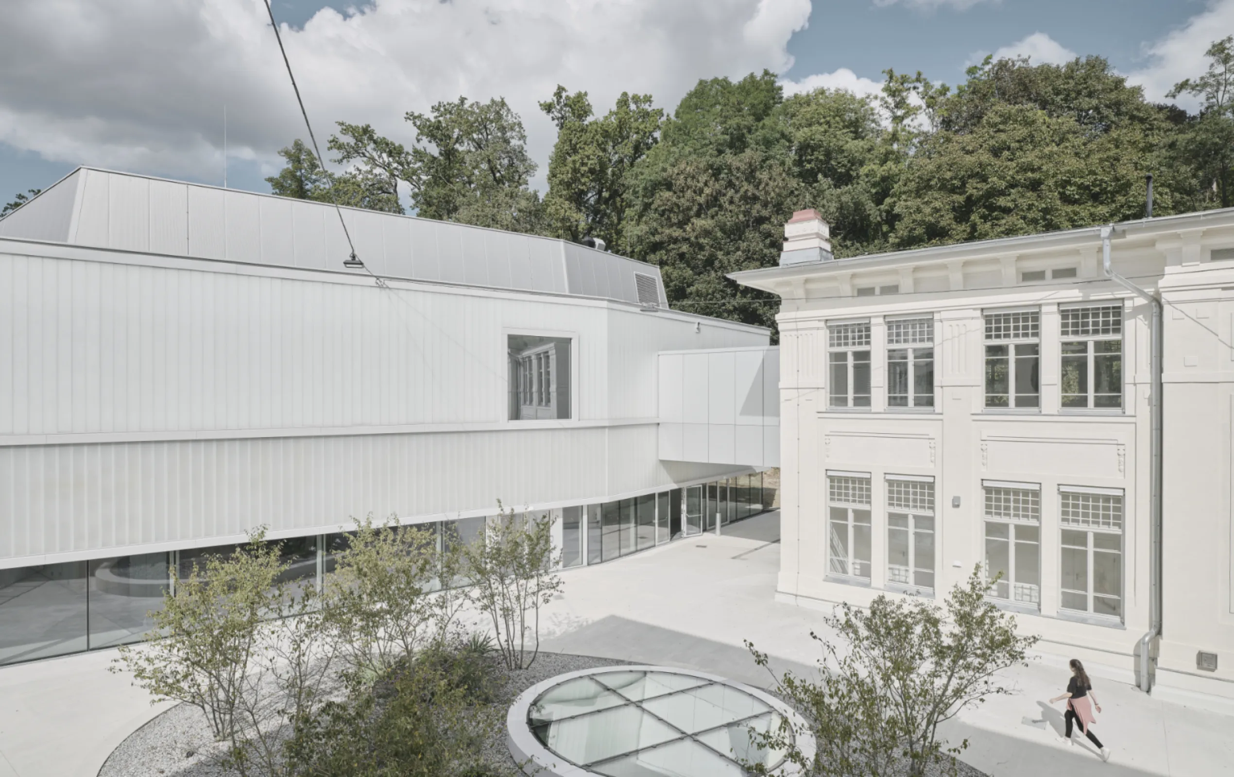 Division of Anatomy Med Uni Graz, Graz/Austria - LINIT®EcoGlass P 26/60/7, low iron, cord, S (sandblasted), TH (toughened, heat-soak-test), in combination with translucent insulating material (TIM)