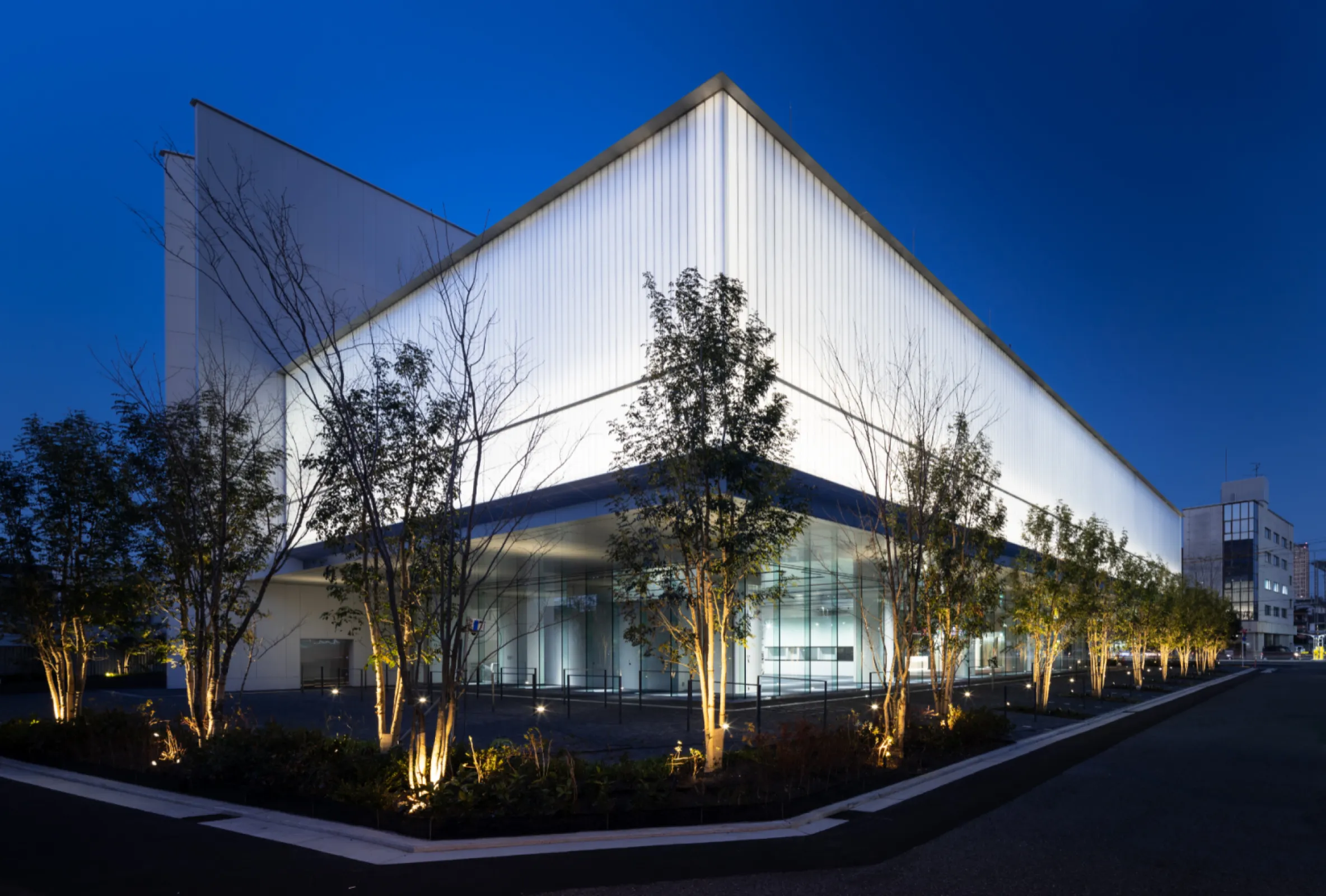 Shimano Bicycle Museum, Osaka/Japan - LINIT®EcoGlass P 26/60/7, low iron, 504, TH (toughened, heat-soak-test)