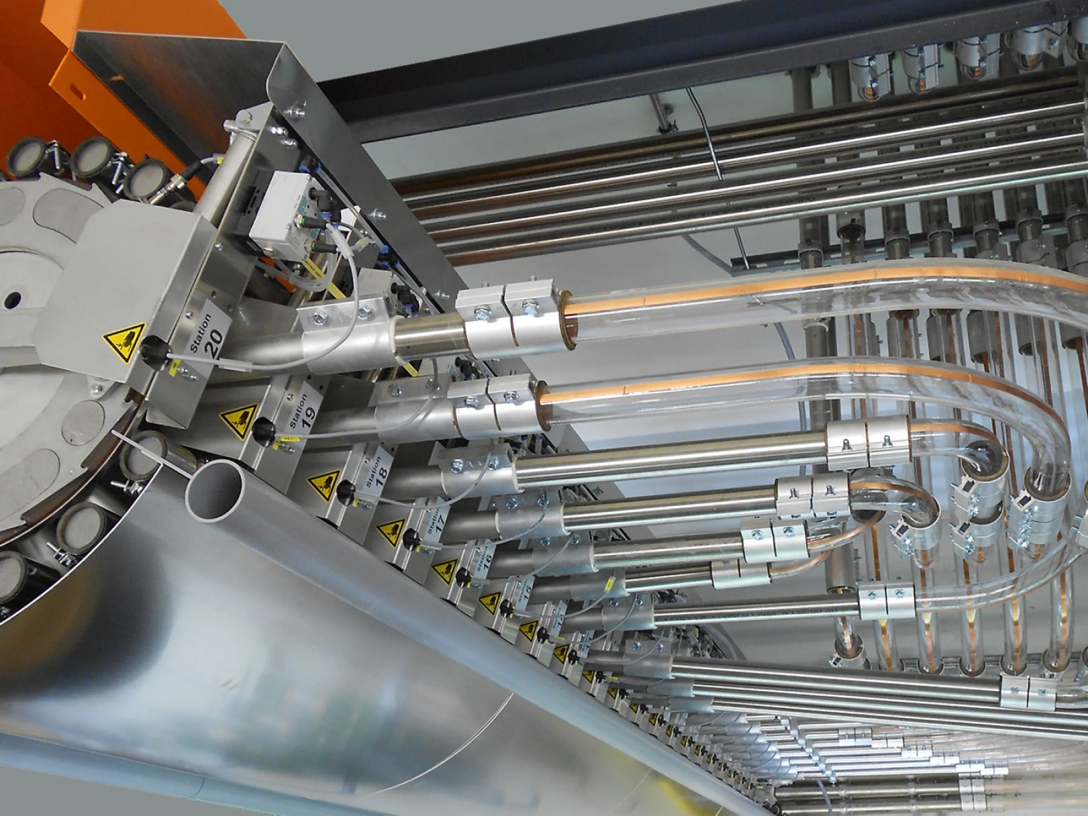 Automatic purging - Ensuring correctly conditioned material is delivered to the machine.