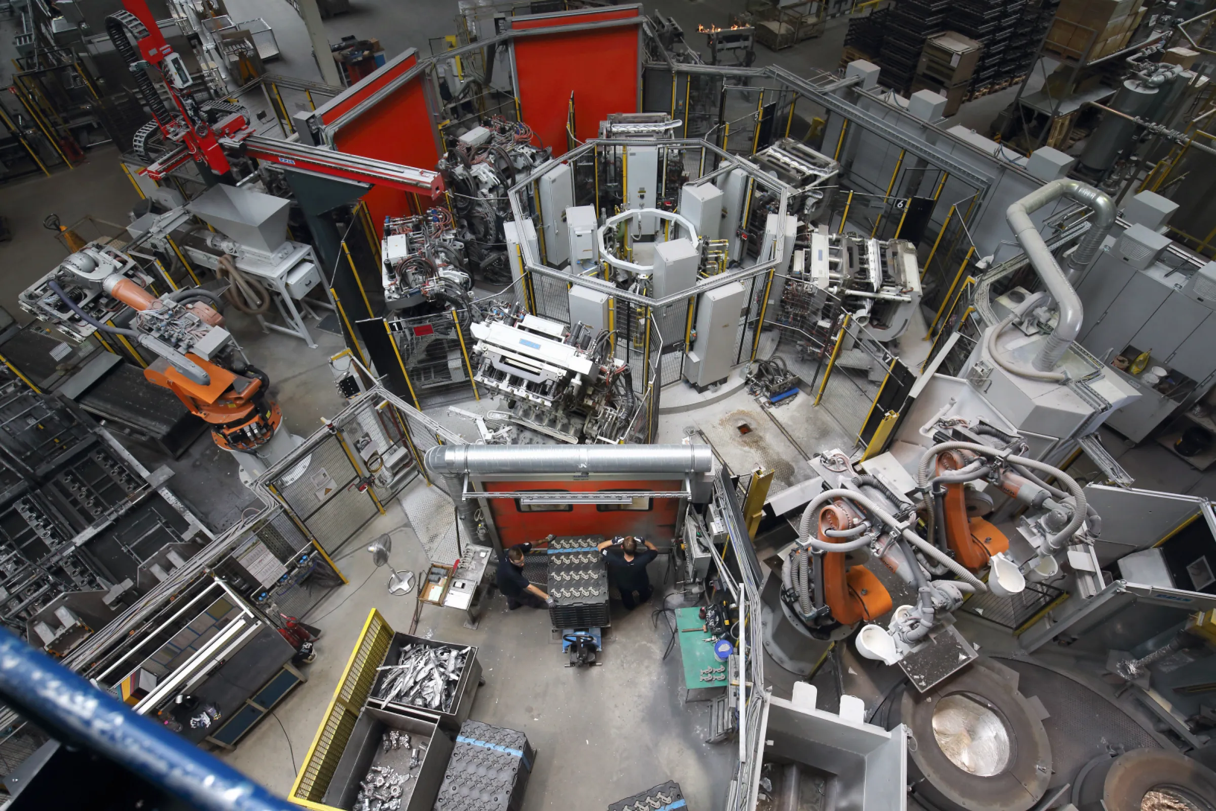 complex casting lines with rotary tables, casting machines, metal supply, post-processing