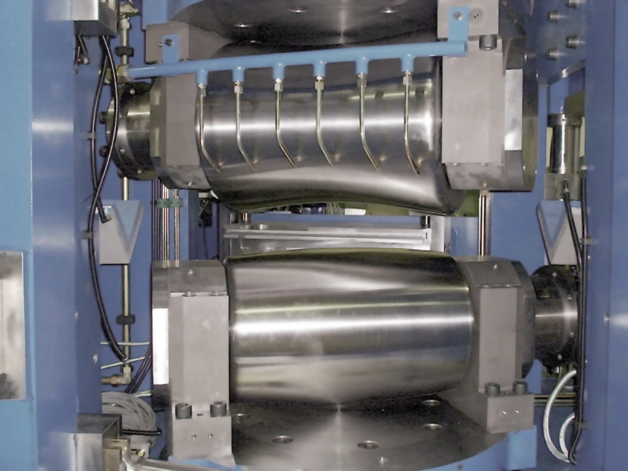 STRAIGHTENING ROLLS FOR BRIGHT MATERIAL