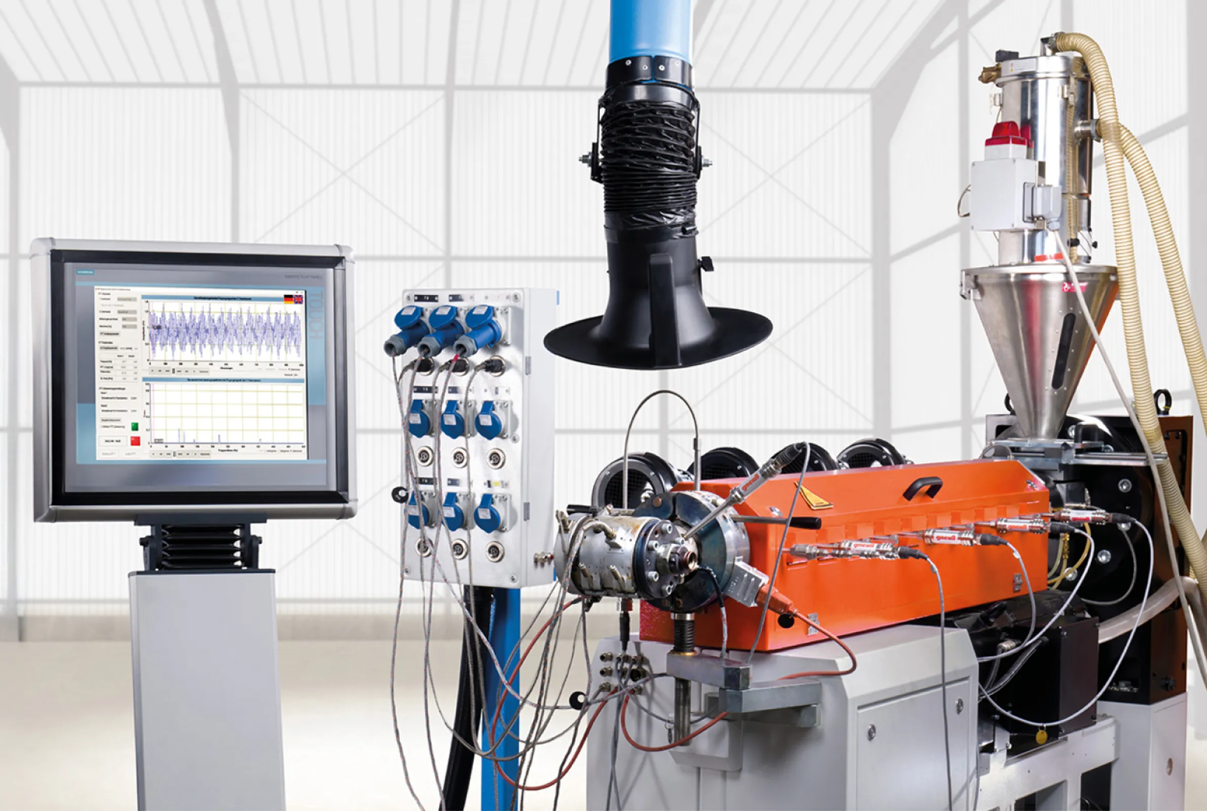 Process development, screw simulations and customer experiments.