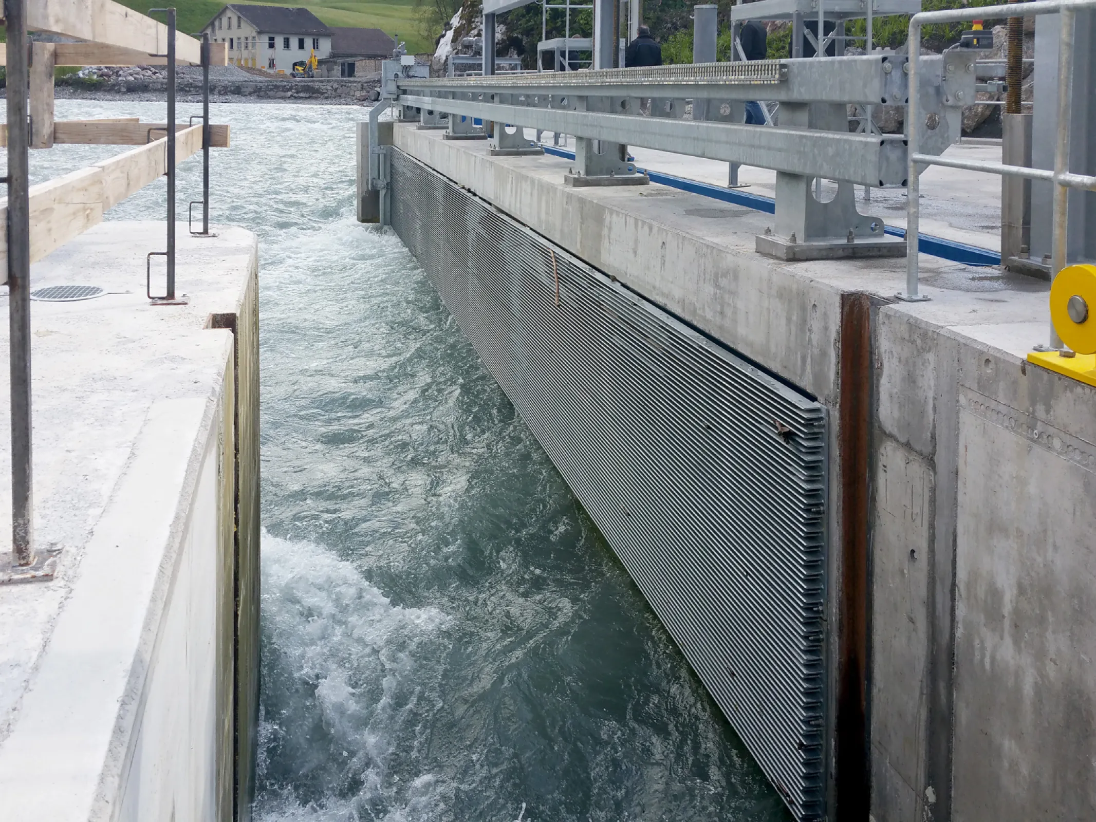 Horizontal Screen for Catchment and waterway project