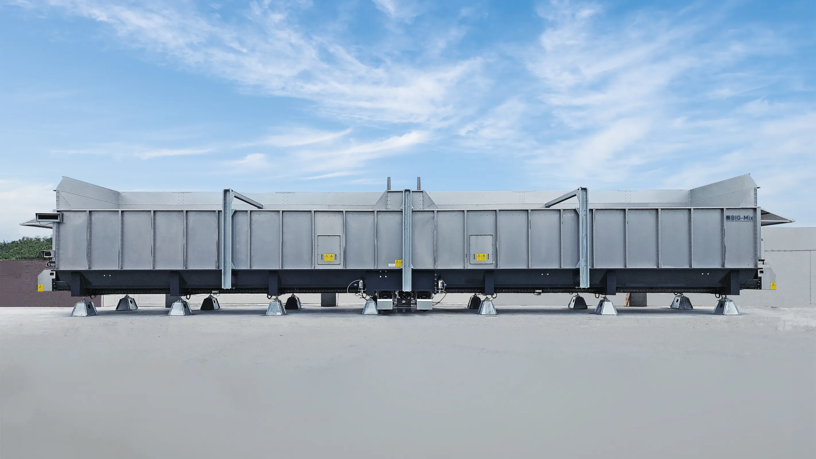 Solid feeding system up to 315 m³ storage volume