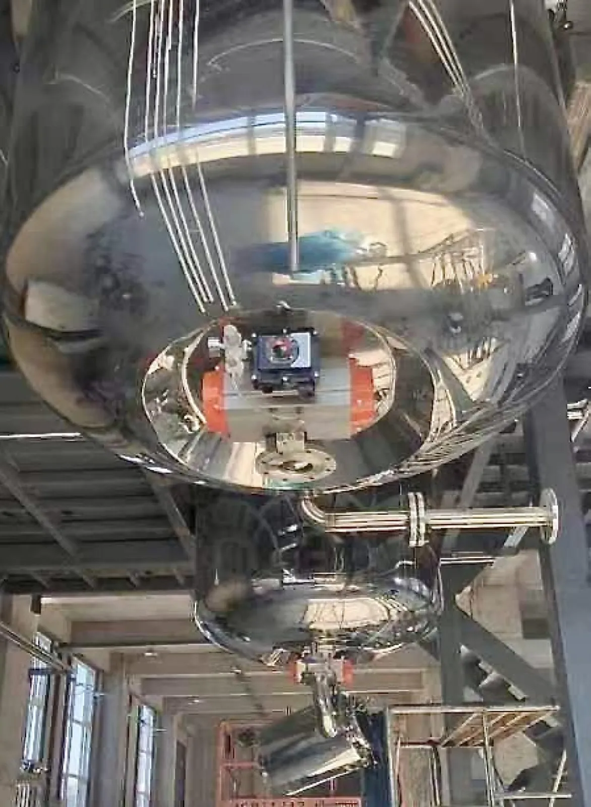 PUR reactor for the production of PUR adhesives