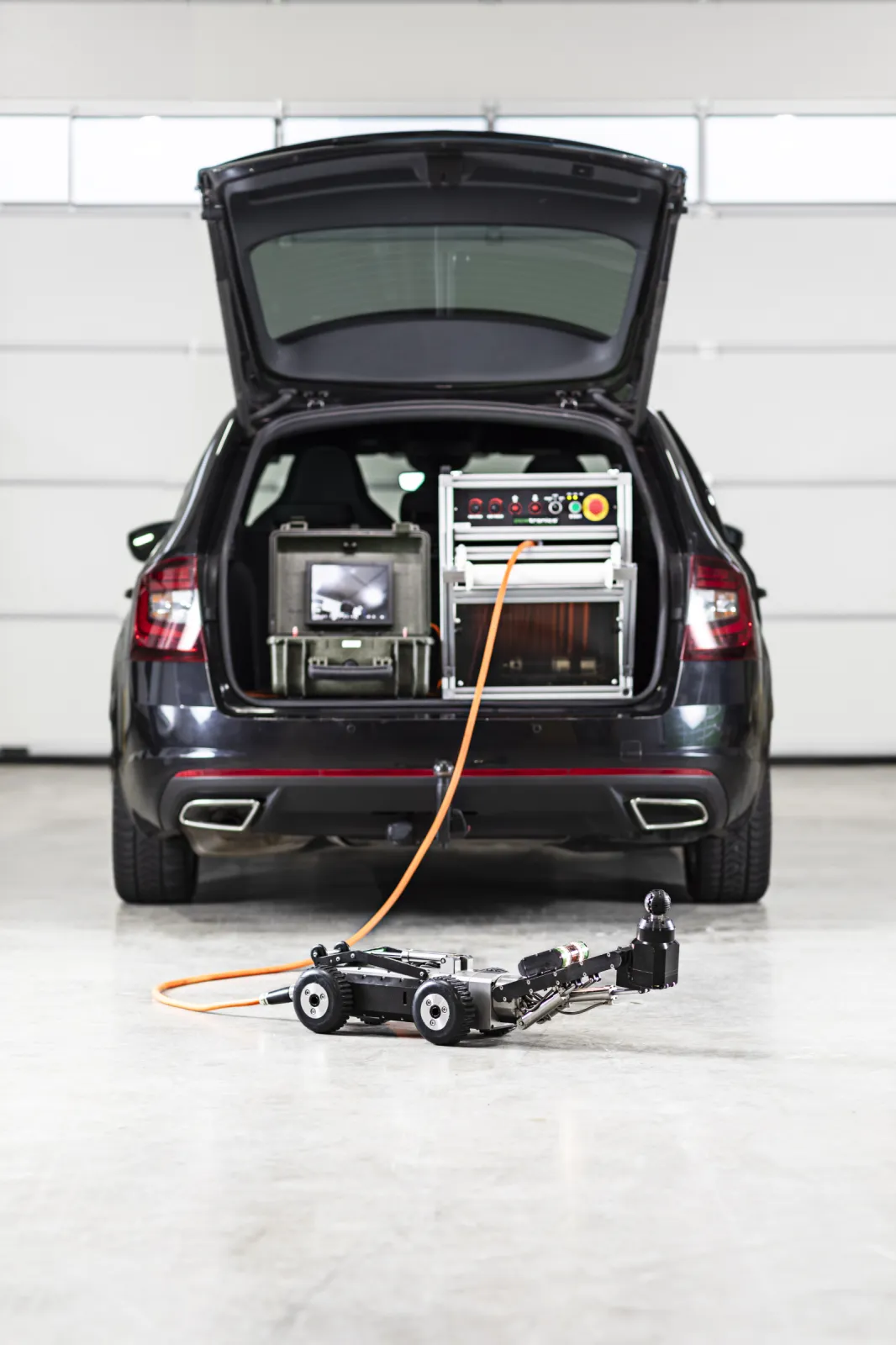 Compact milling robot eCutter light DN 6" - DN 24"