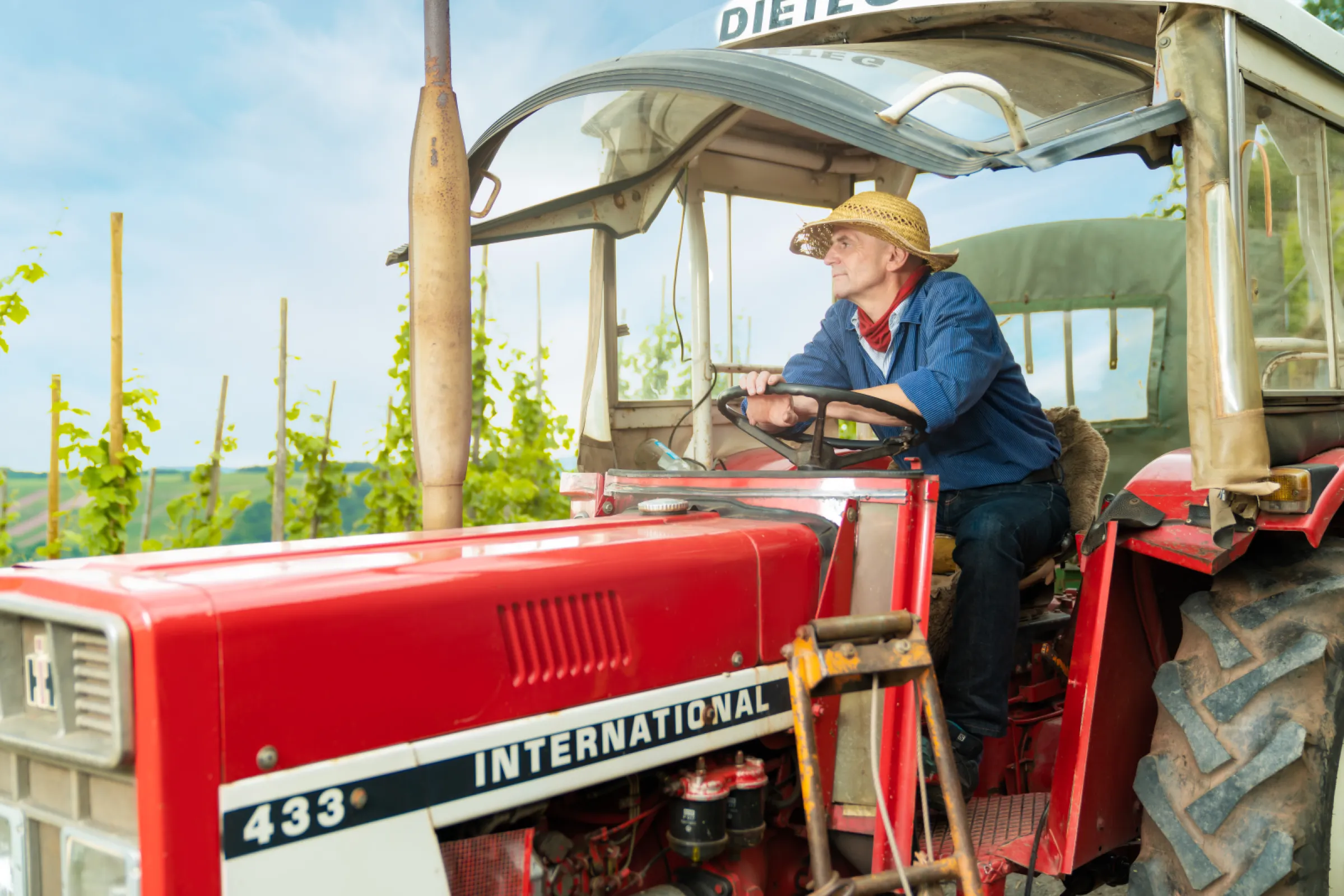 Manfred Burg, Cellar master of Schmitt Söhne Wines