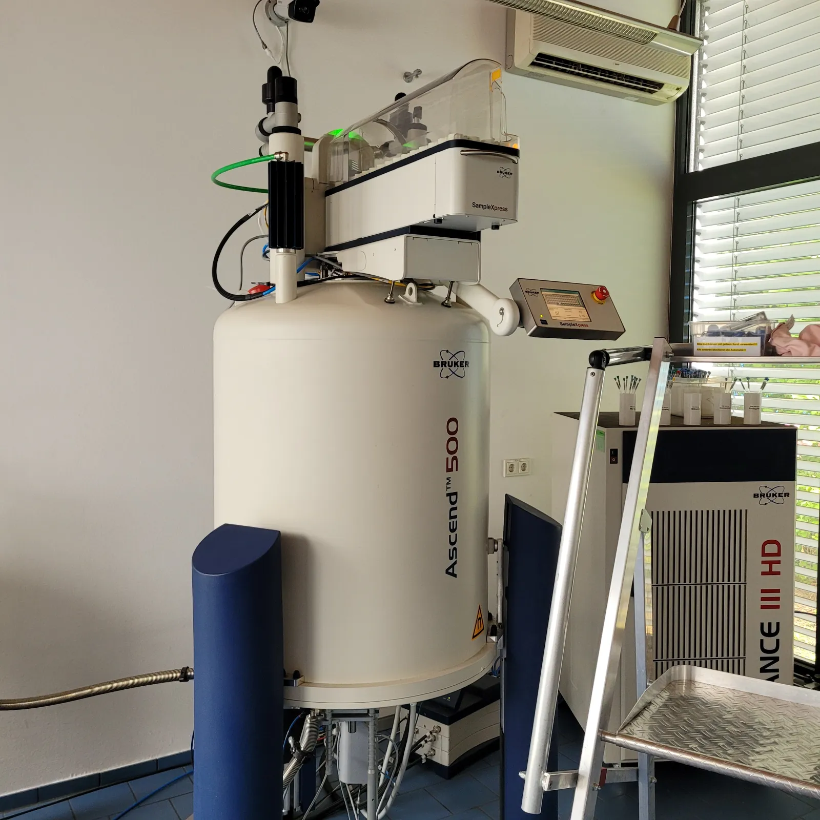 BRUKER Avance III HD 500 MHz, BBO prodigy cryo-probe, one of our 4 NMR spectrometers