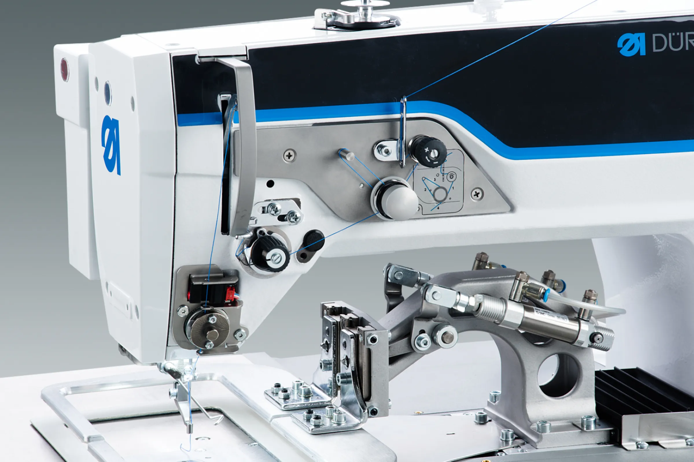 910 | Fully  digitized small-area CNC sewing unit | Automatic thread tension