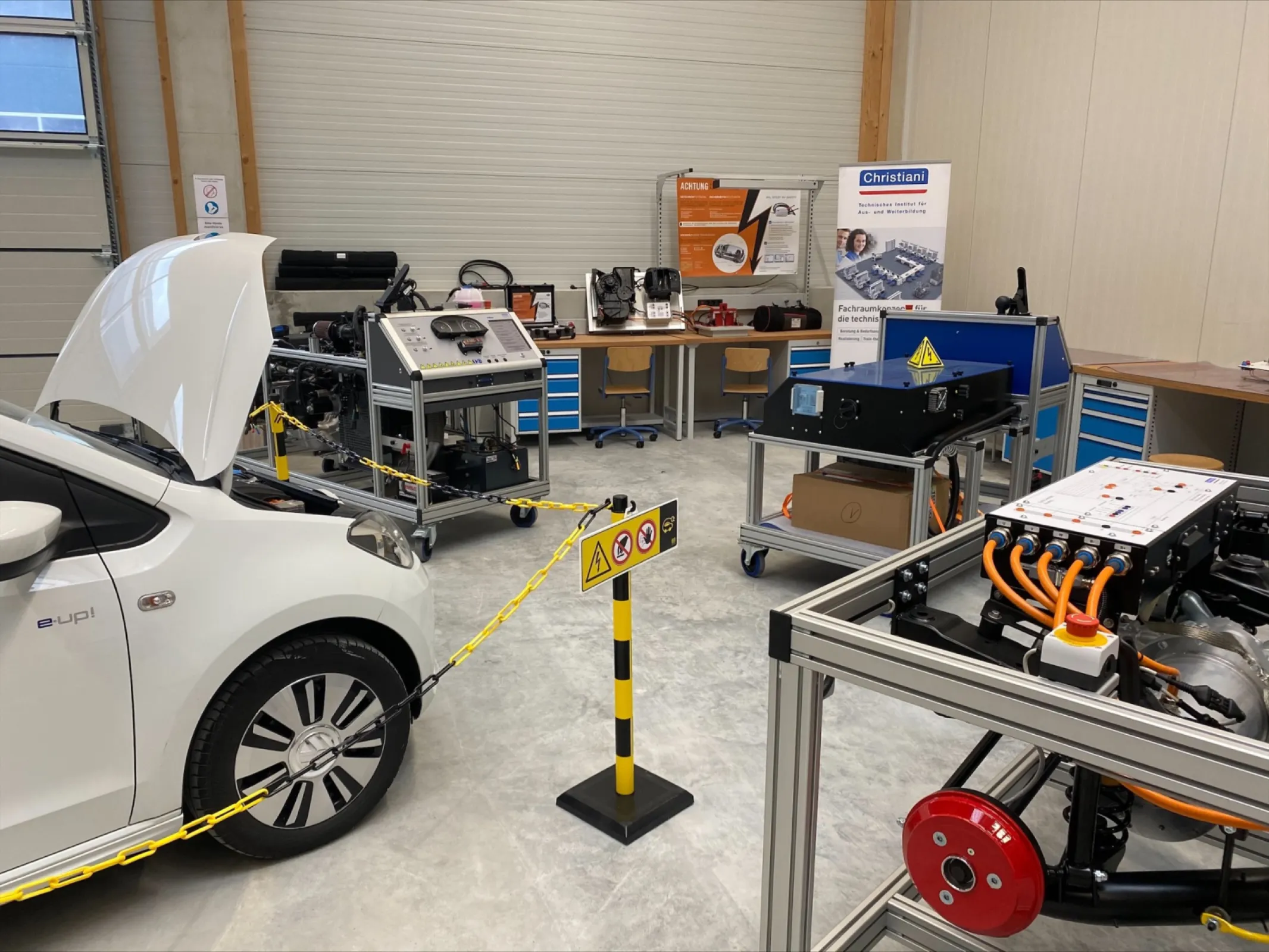 Training systems for Vocational Training in Automotive and HV Technology