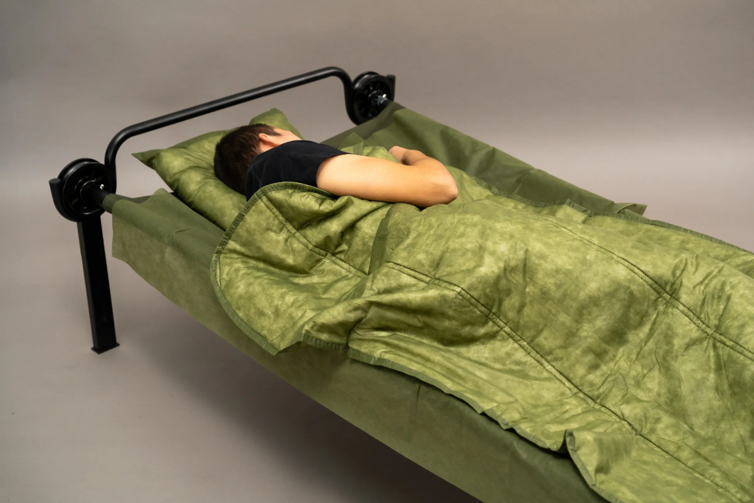 Disposable Disaster Relief Bedding Kits