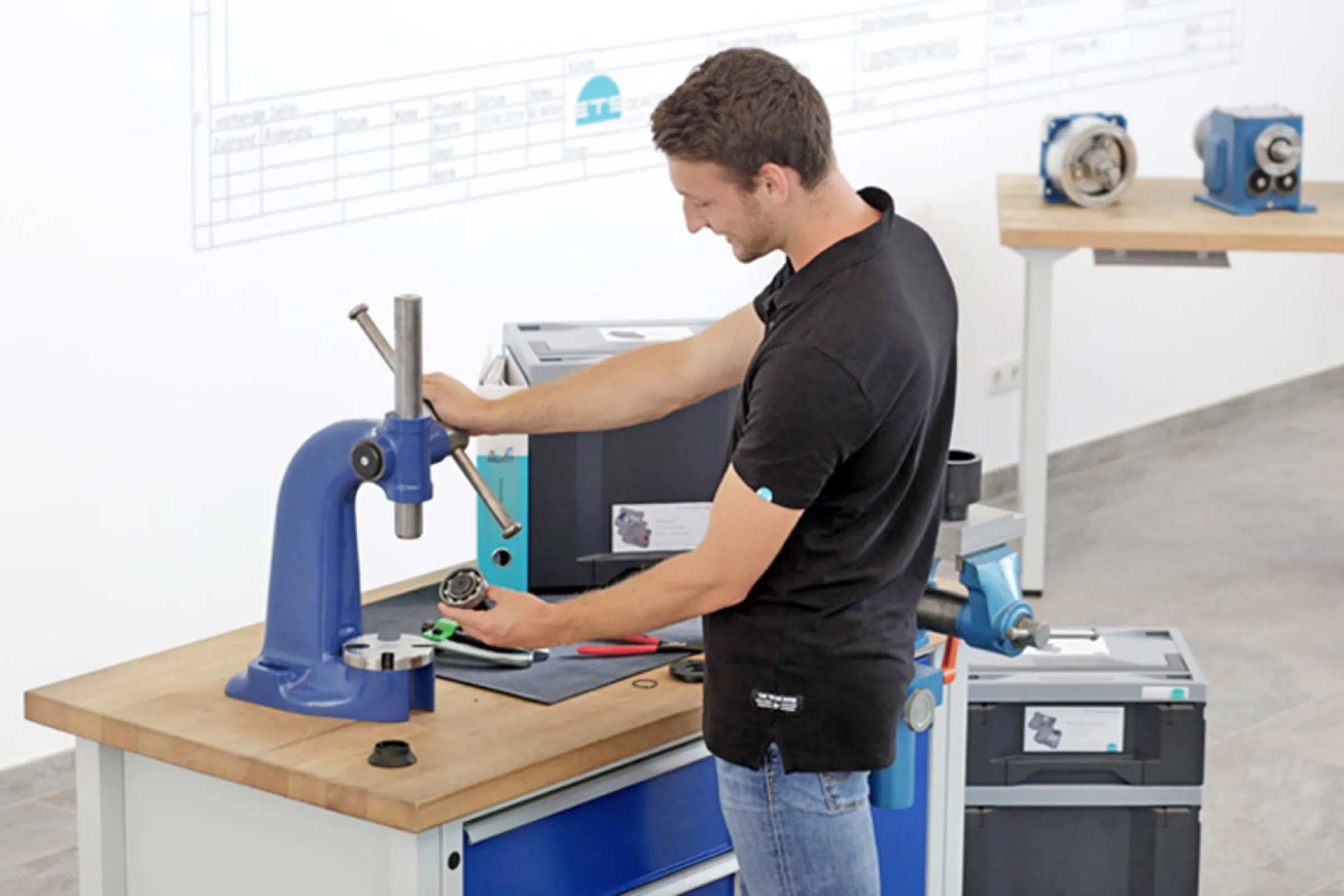 ETS_Gear and Bearing