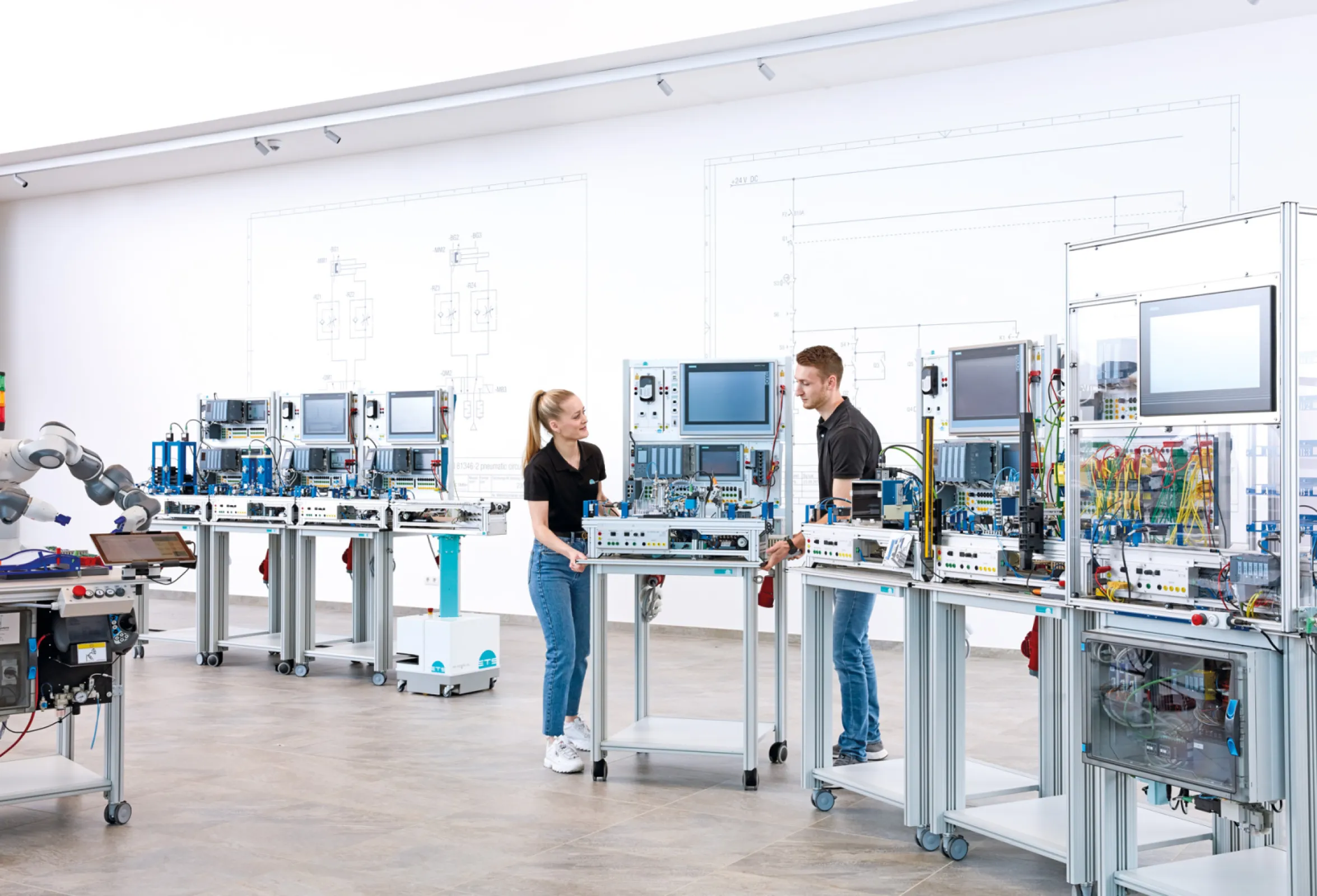 ETS_Industry 4.0_connectedFACTORY