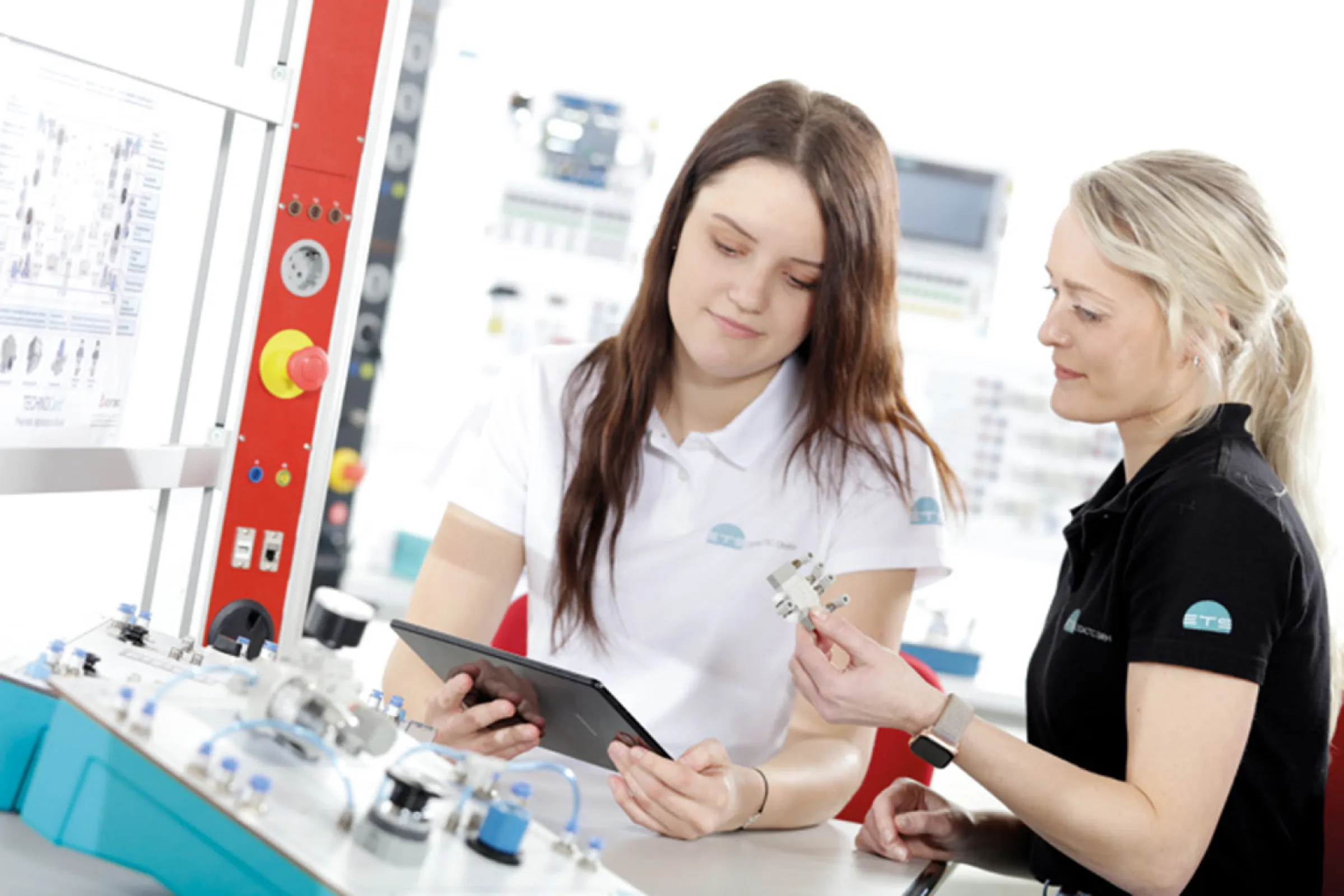 ETS_Pneumatics_Electropneumatics