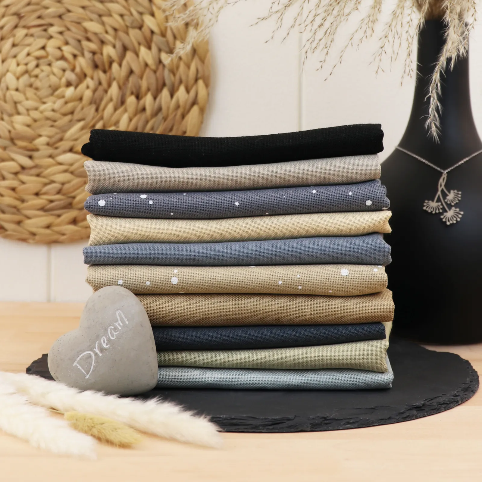 Color World "Make a Wish" - www.zweigart.de/colorworlds