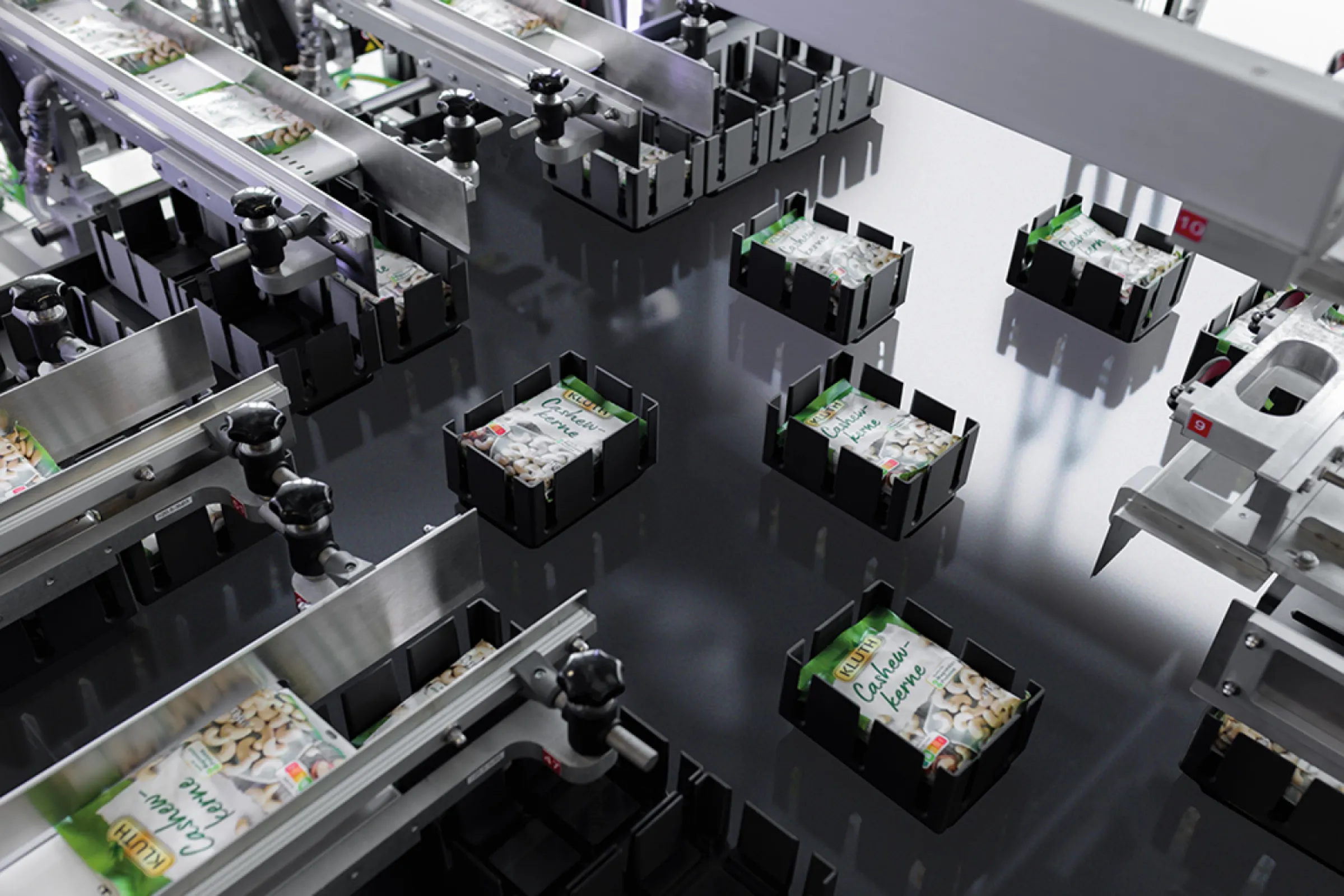 SOMIC CORAS - collecting and grouping system