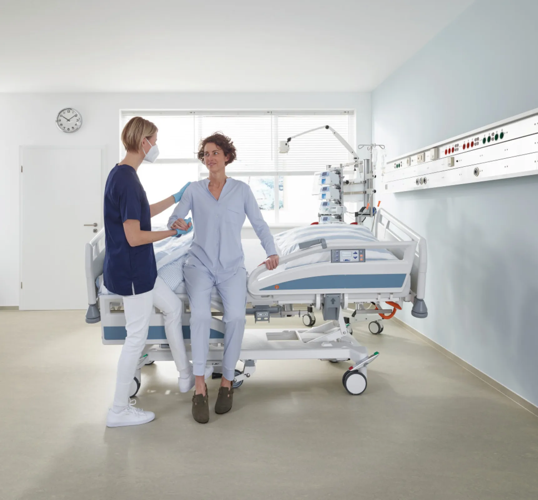 ICU bed Sicuro tera from Stiegelmeyer