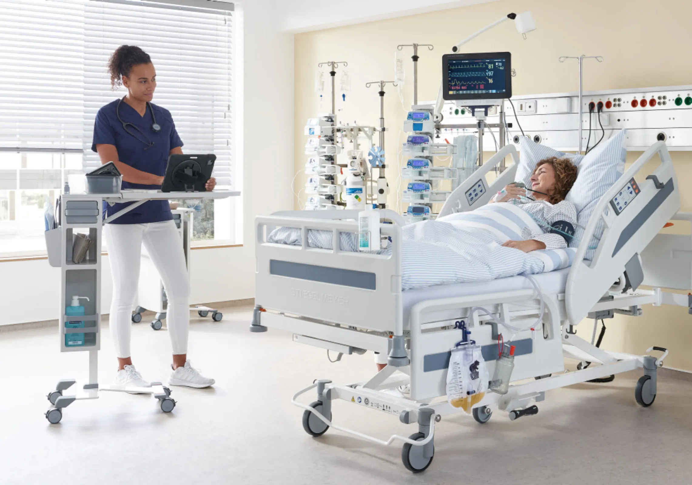 Mobile bedside cabinet Quado from Stiegelmeyer