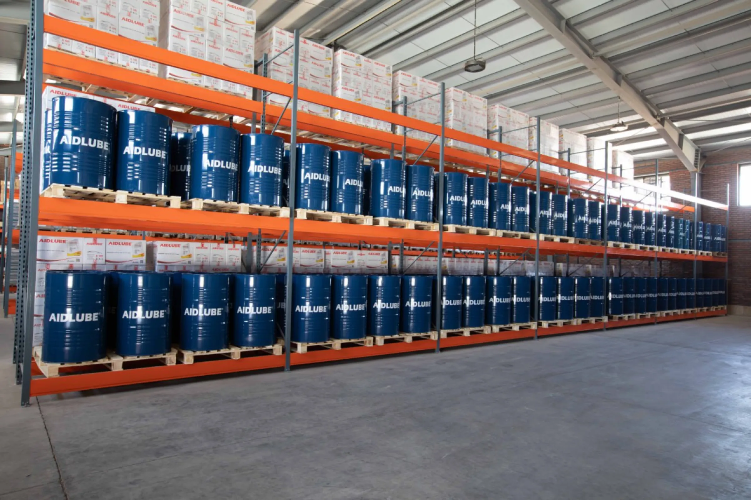AIDLUBE® warehouse