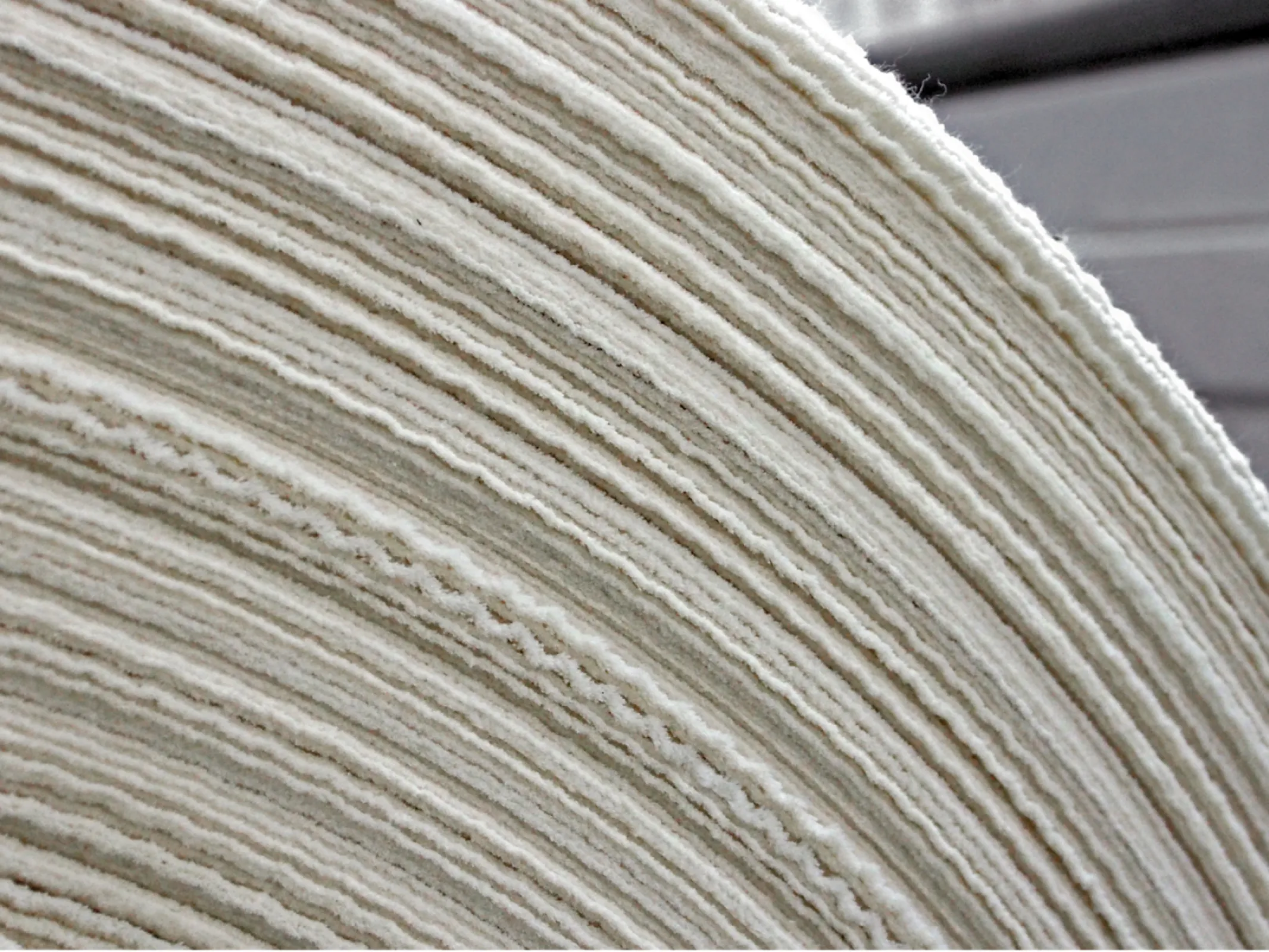 Roll lenght up to 2.200 linear meter