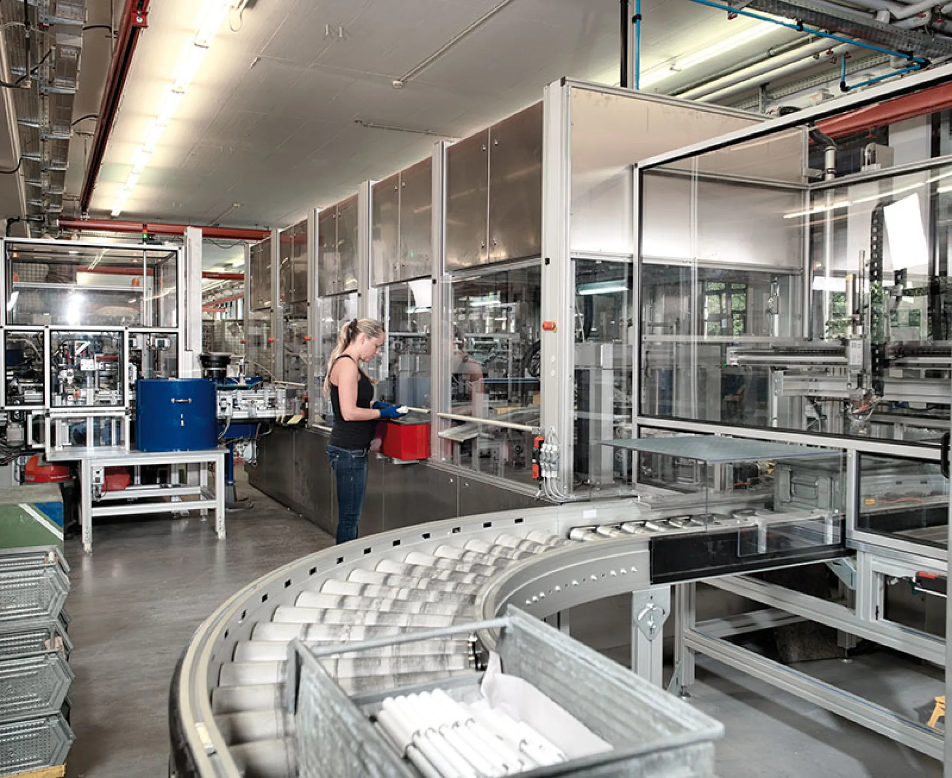 4 seconds for a crank handle: high-tech assembly of cranks