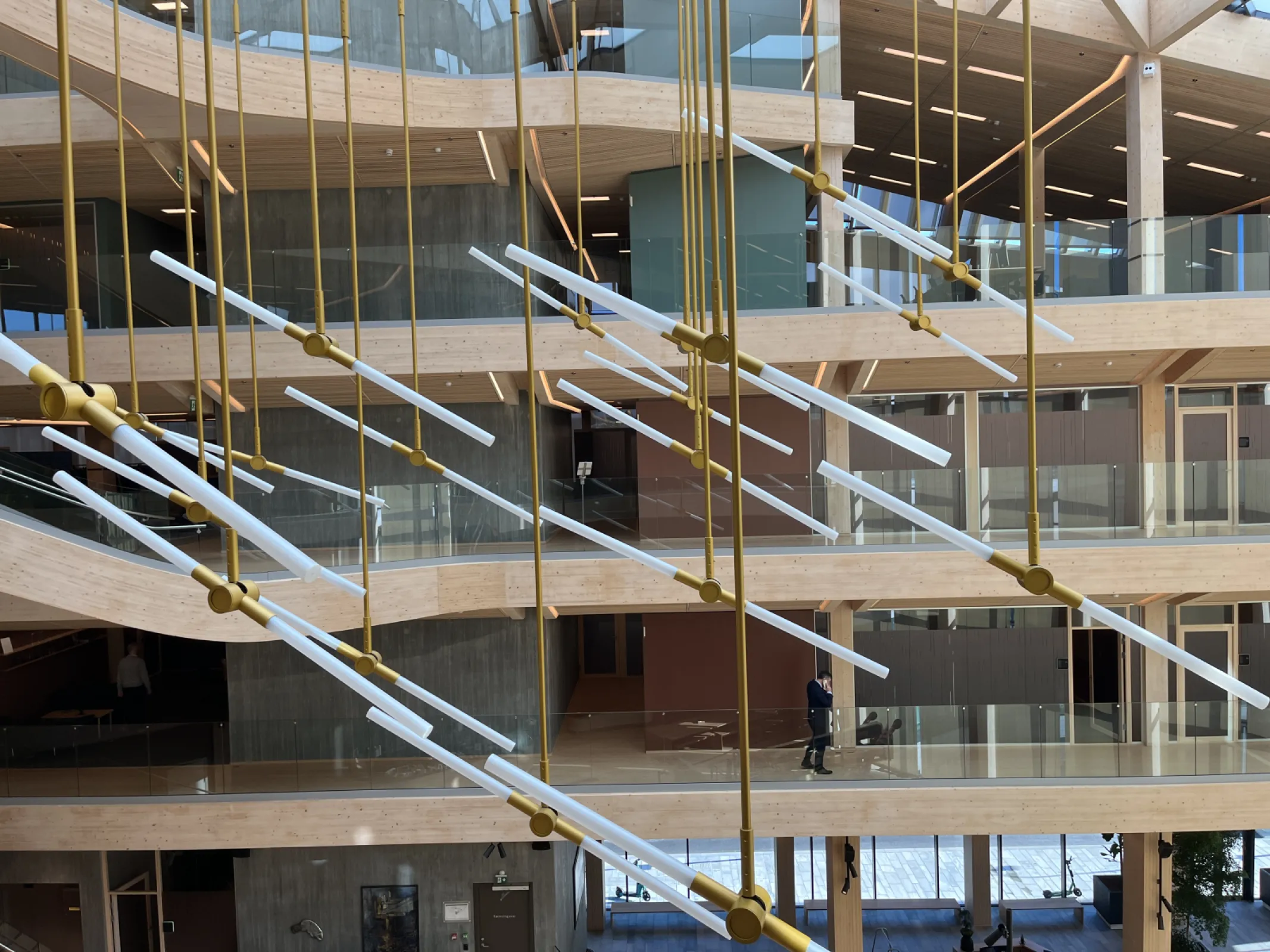 Flocking Lights // Client: Spare Bank Stavanger, Norway // Design: ART+COM Studios // In operation since: 2021