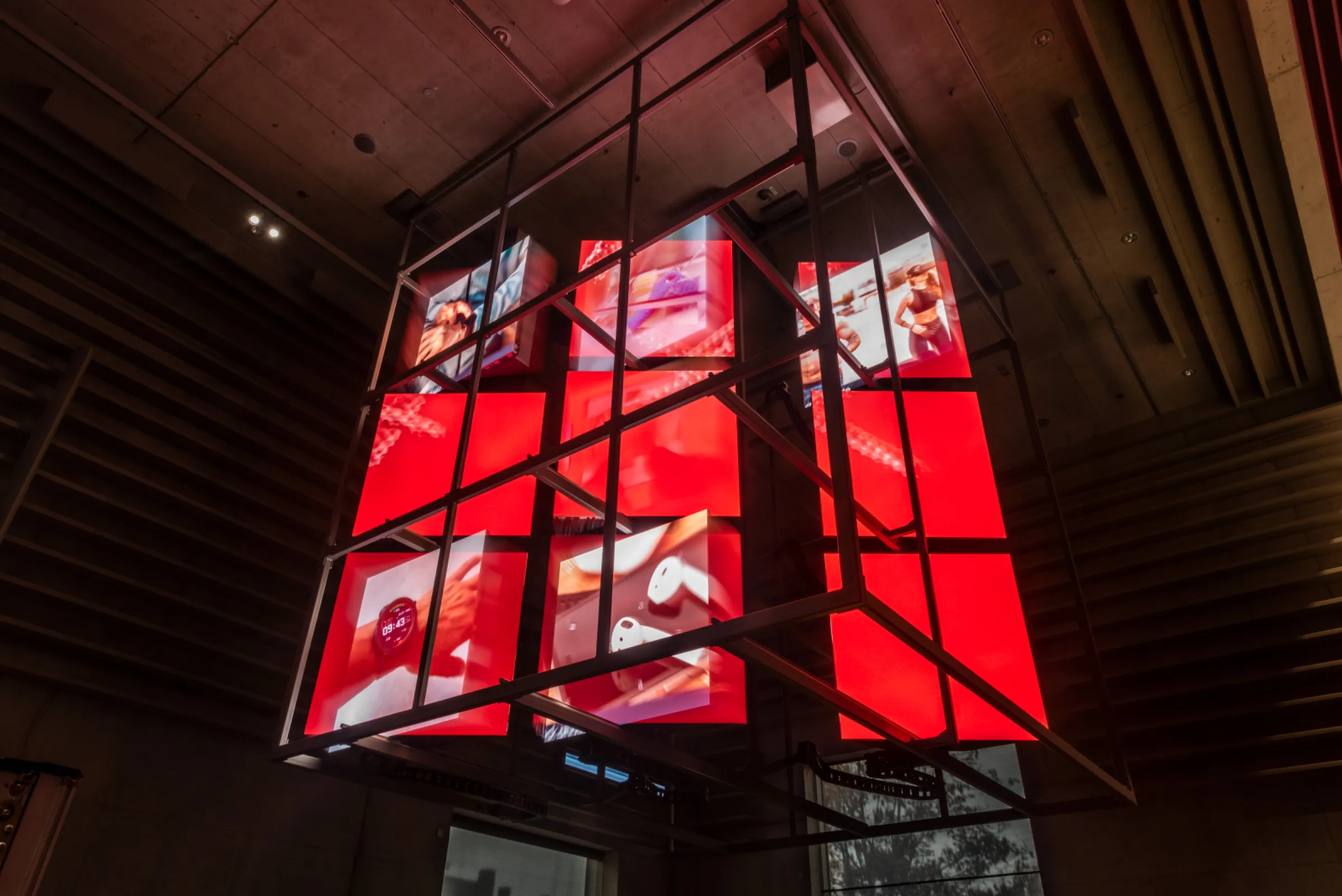 Video Cube // Client: Deutsches Museum Nürnberg, Germany // Design: Atelier Brückner // In operation since: 2021