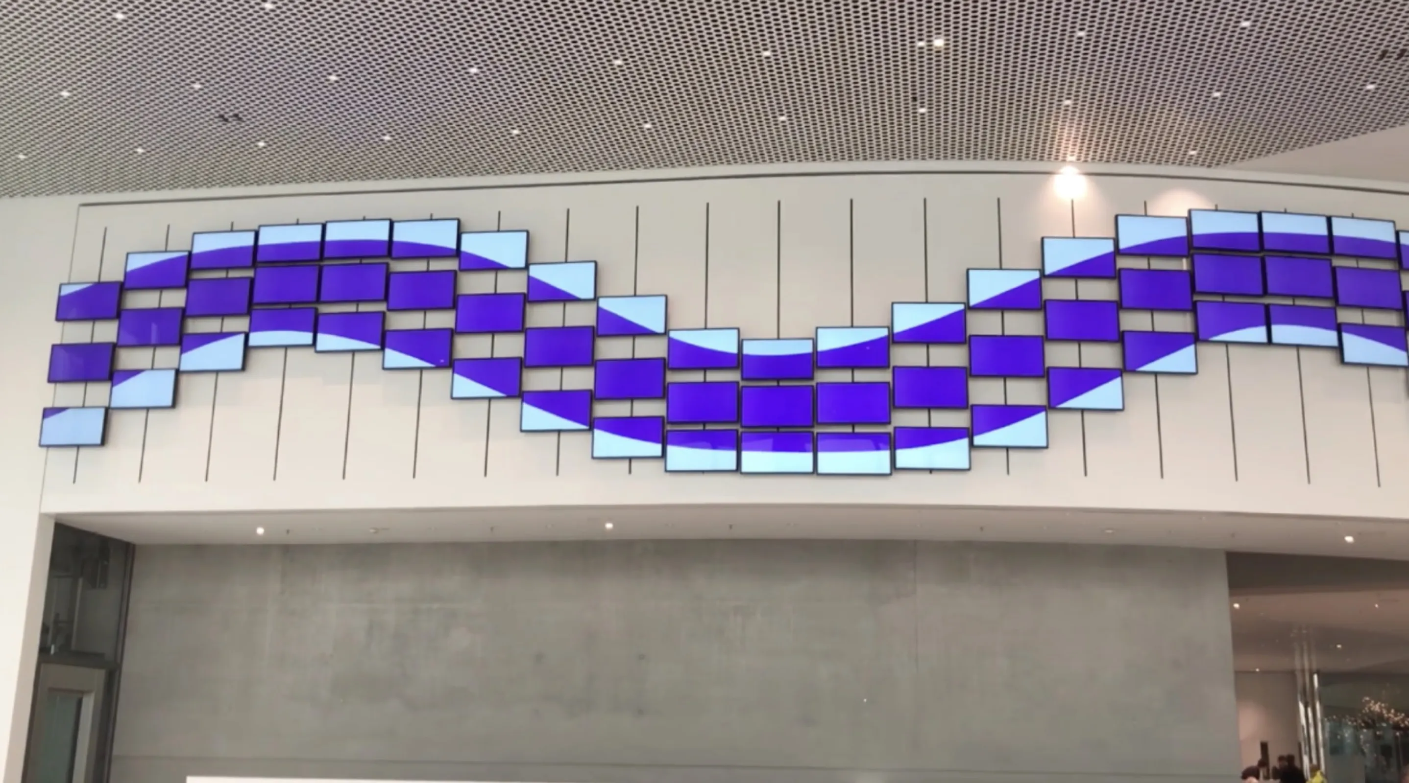 Inspiration Wall // Client: Merck KGaA Darmstadt, Germany // Design: ART+COM Studios // In operation since: 2018