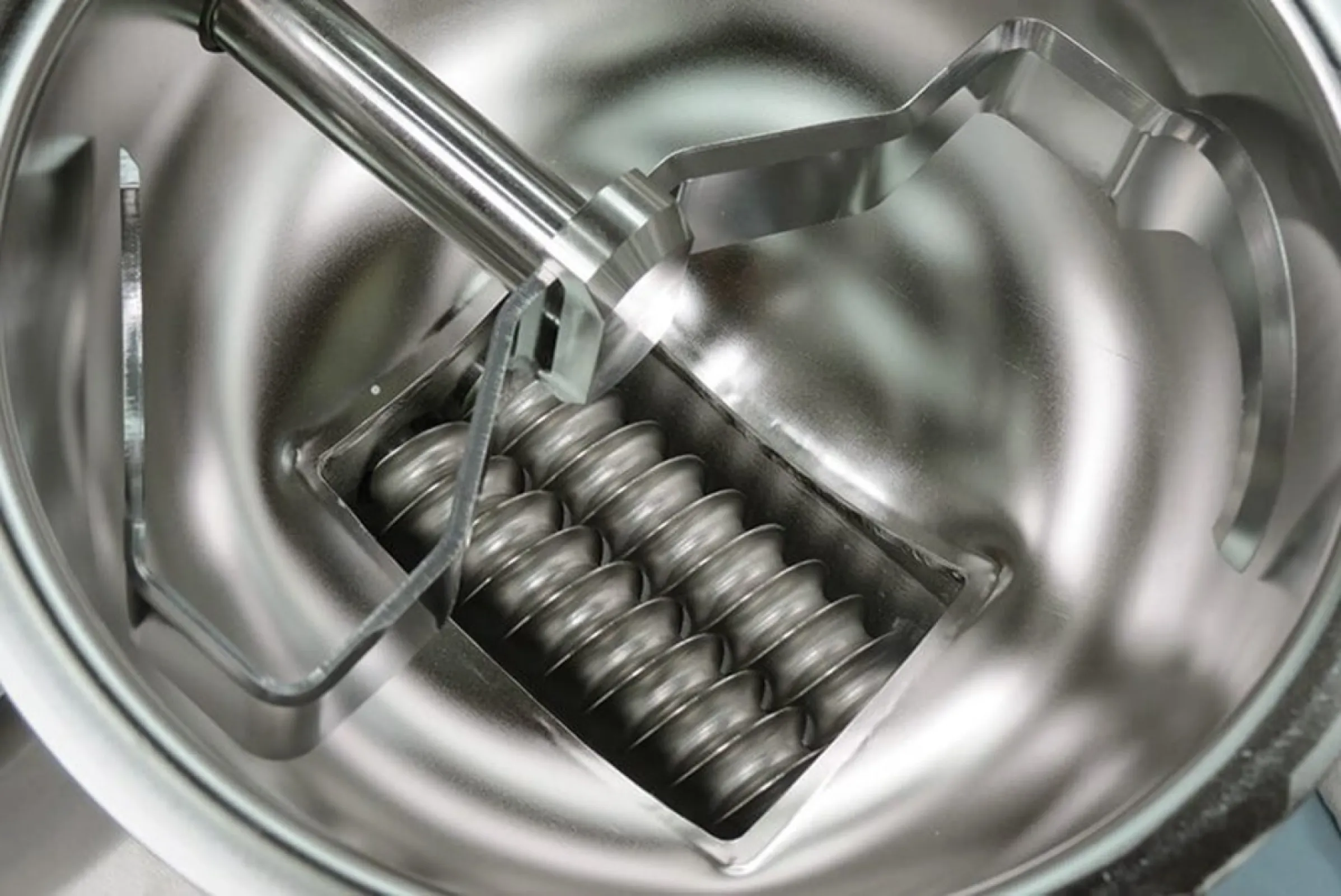 Twin Screw Feeders - Reliable feeding of most bulk materials