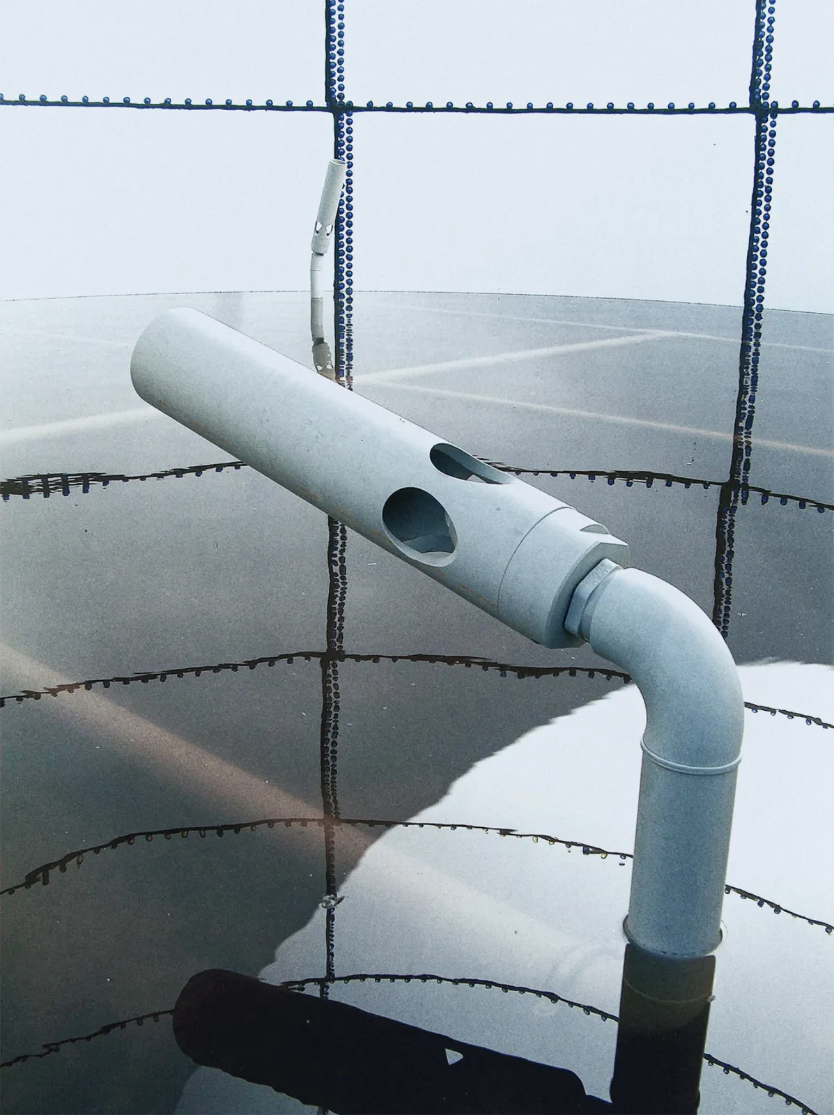 Mixing nozzle in a denitrification