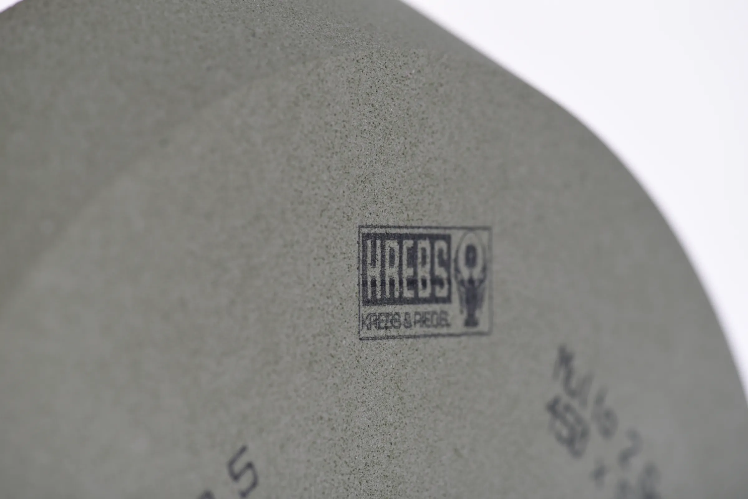 Conventional grinding wheels