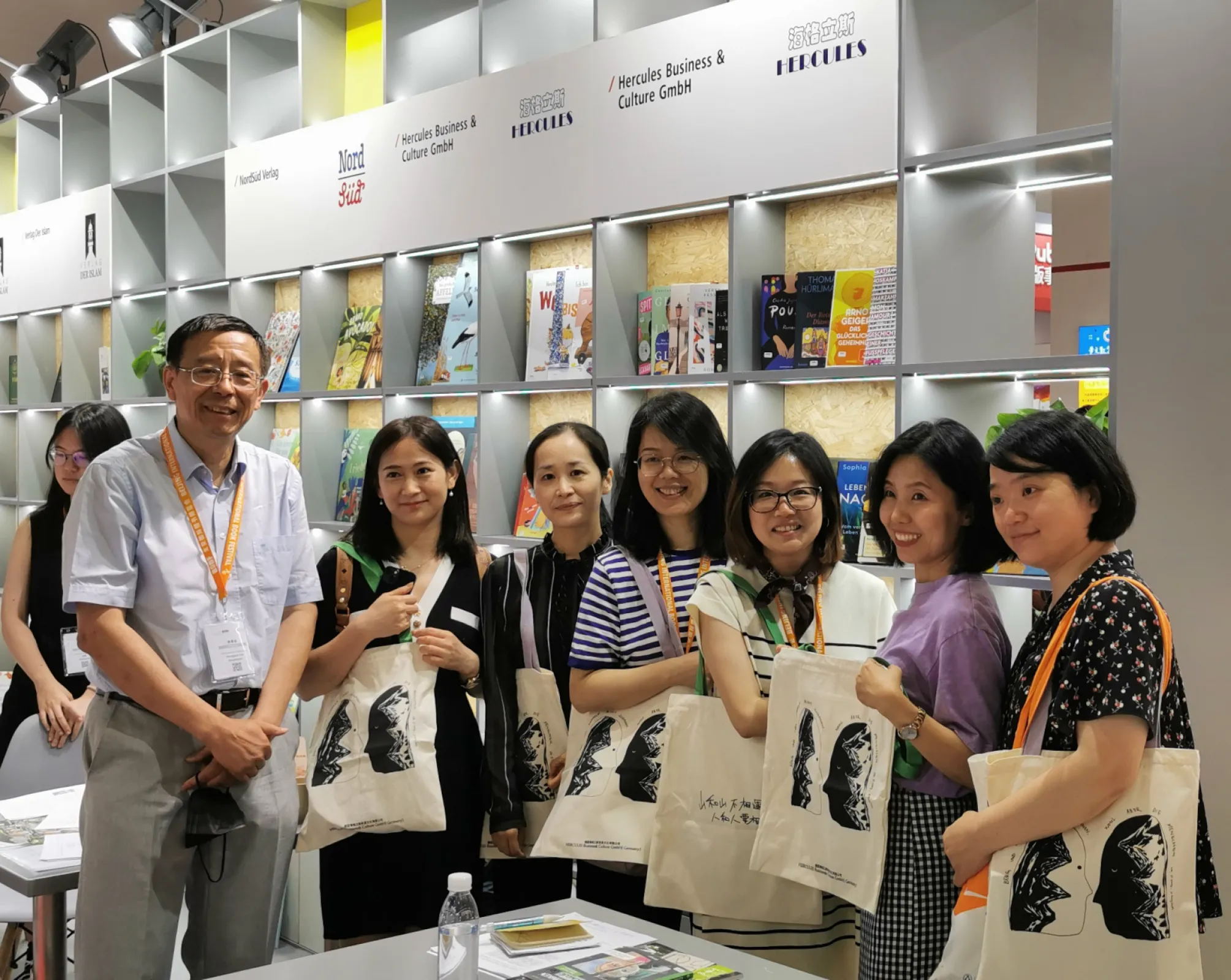 Berg und Tal kommen nicht zusammen, wohl aber die Menschen.