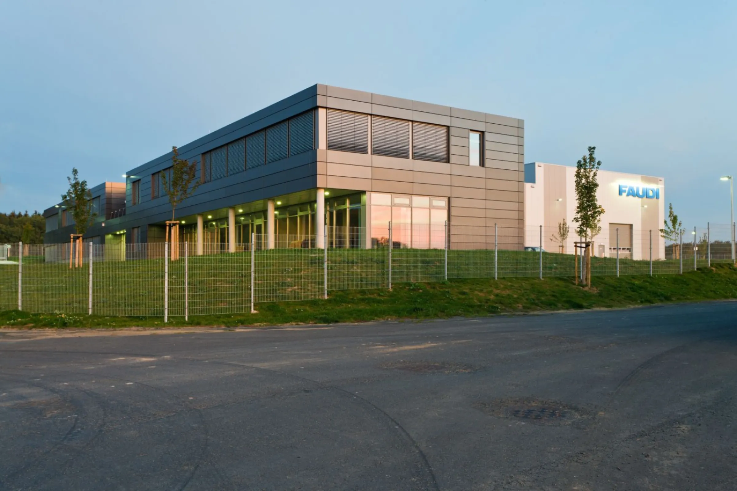 FAUDI office building and production hall in Stadtallendorf/Germany
