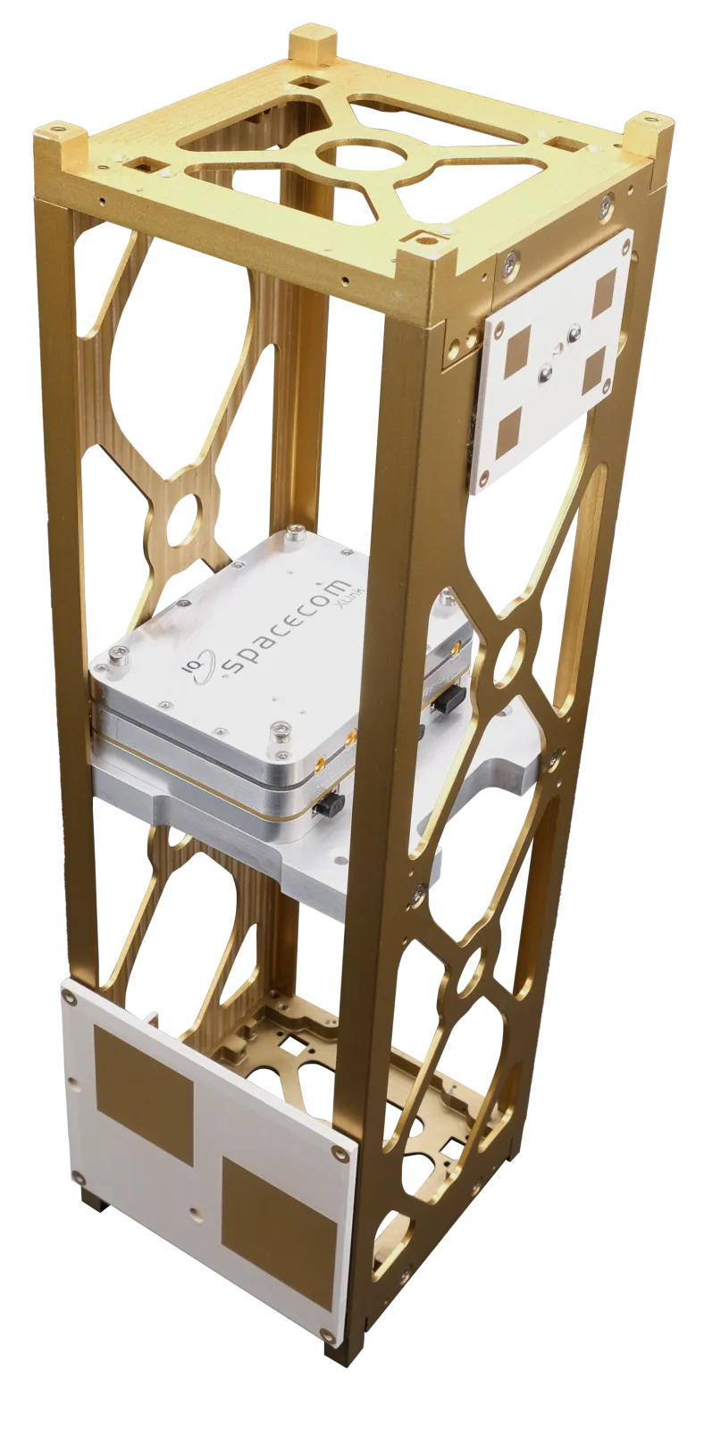 XLink and Patch Antennas at 3U CubeSat