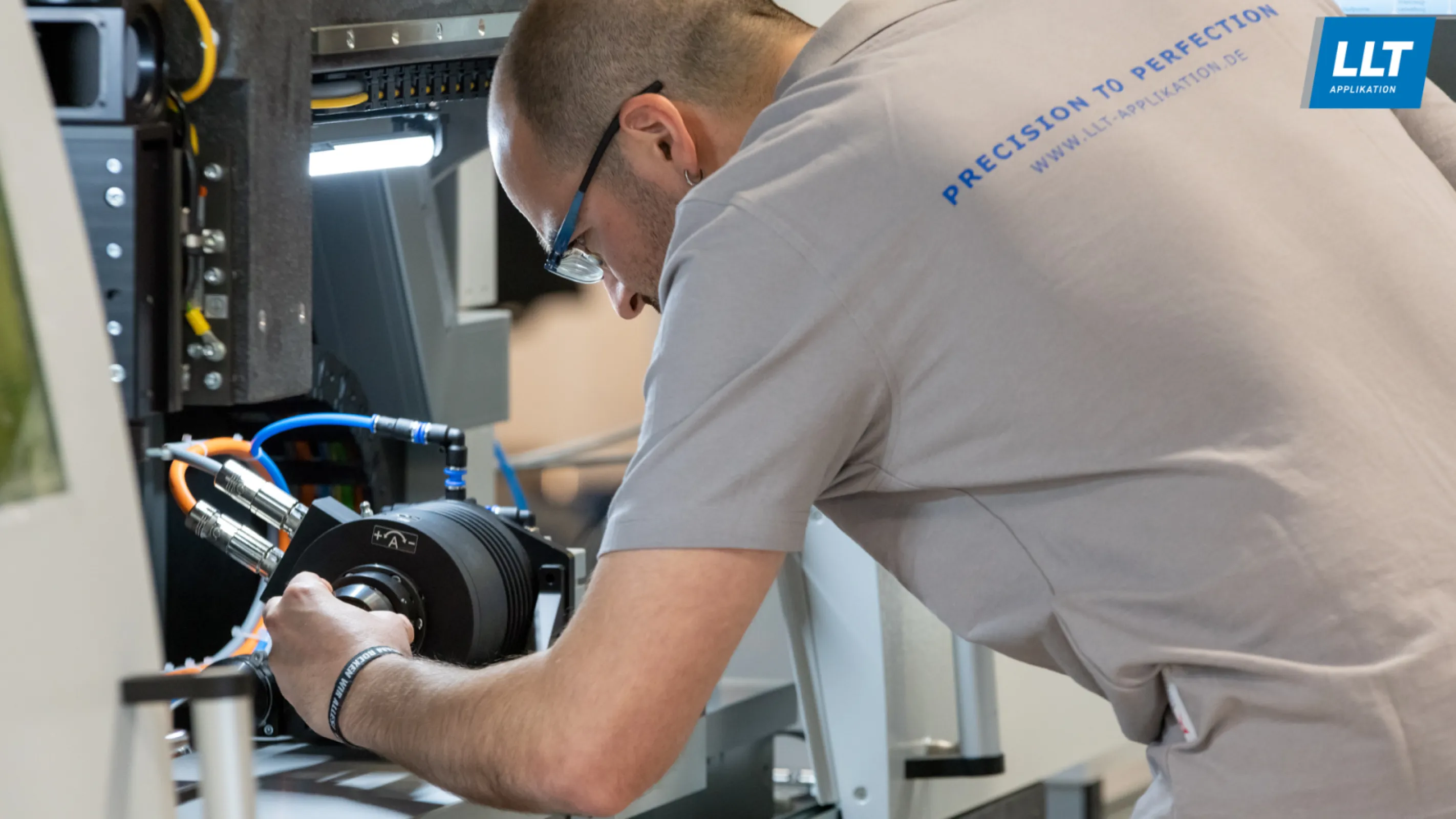 As a machine manufacturer, LLT Applikation offers four types of series machines that can be customized to specific requirements and are always delivered with an optimized laser process.