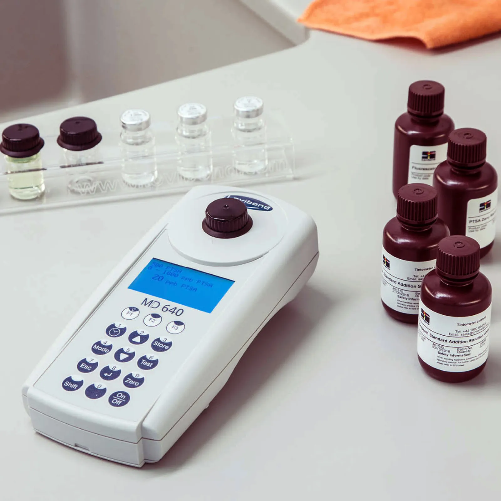 Lovibond® MD 640 Photometer
