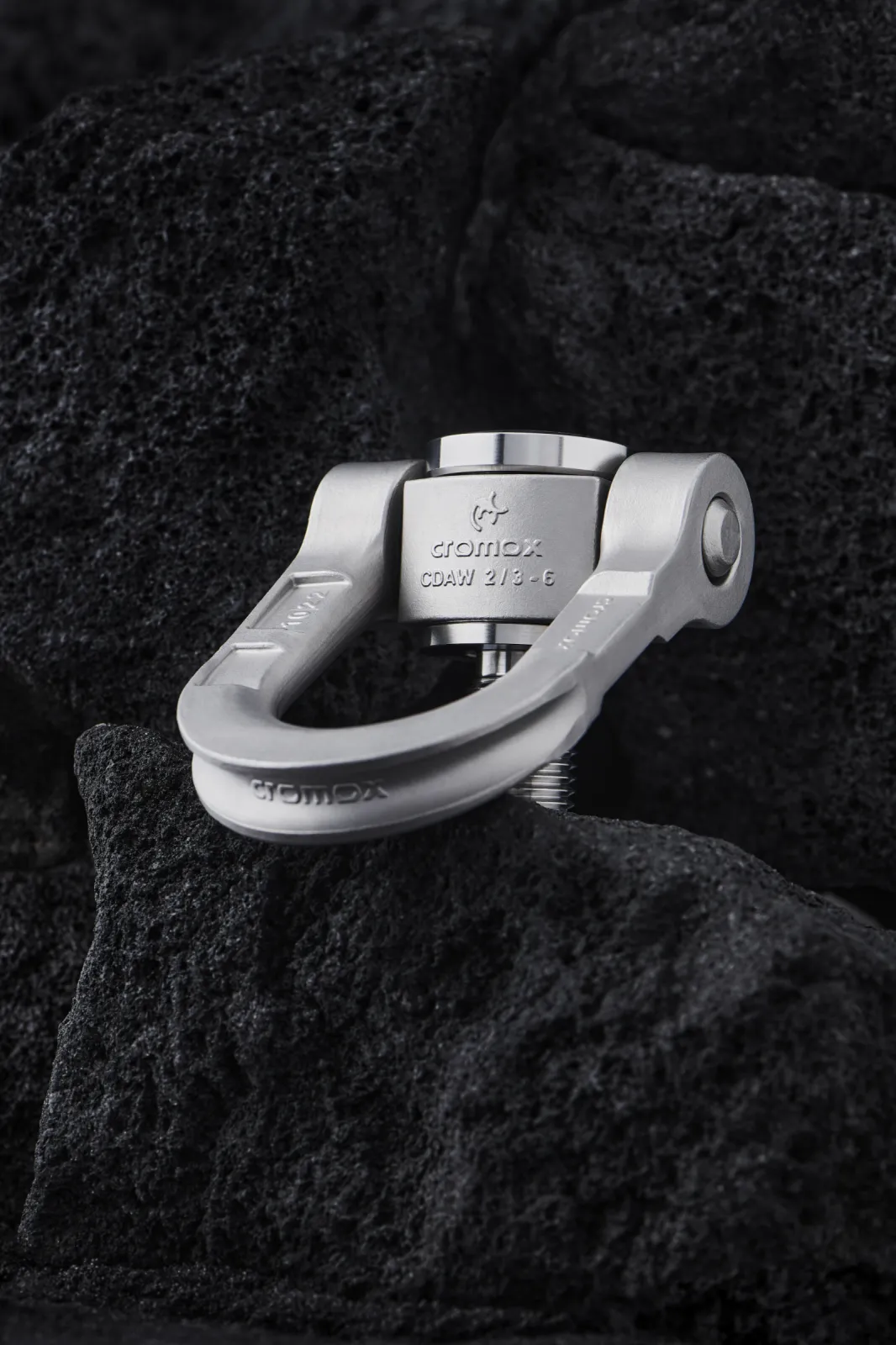 360° rotatable swivel lifting points made of stainless steel (INOX) by cromox®