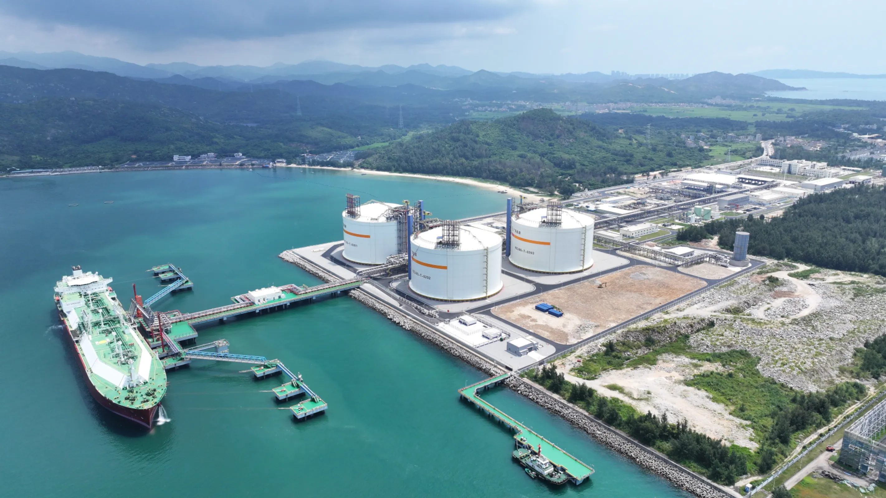 LNG Tanks & Terminals
