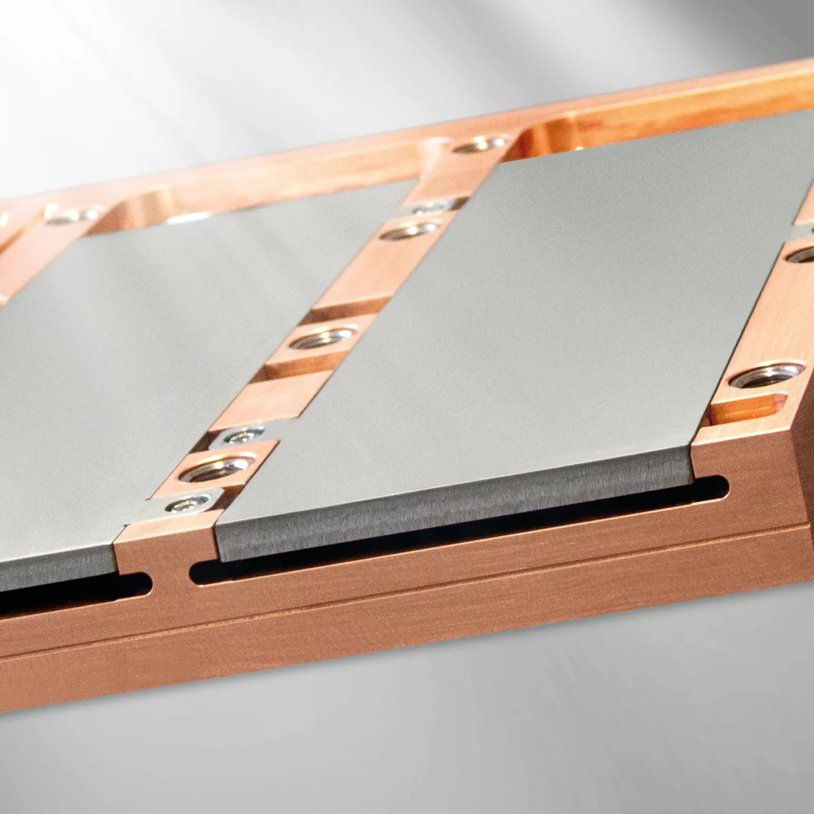 Close-up of the cunova Cu+ mould plate, designed for maximum wear resistance and extended lifetime in continuous casting.