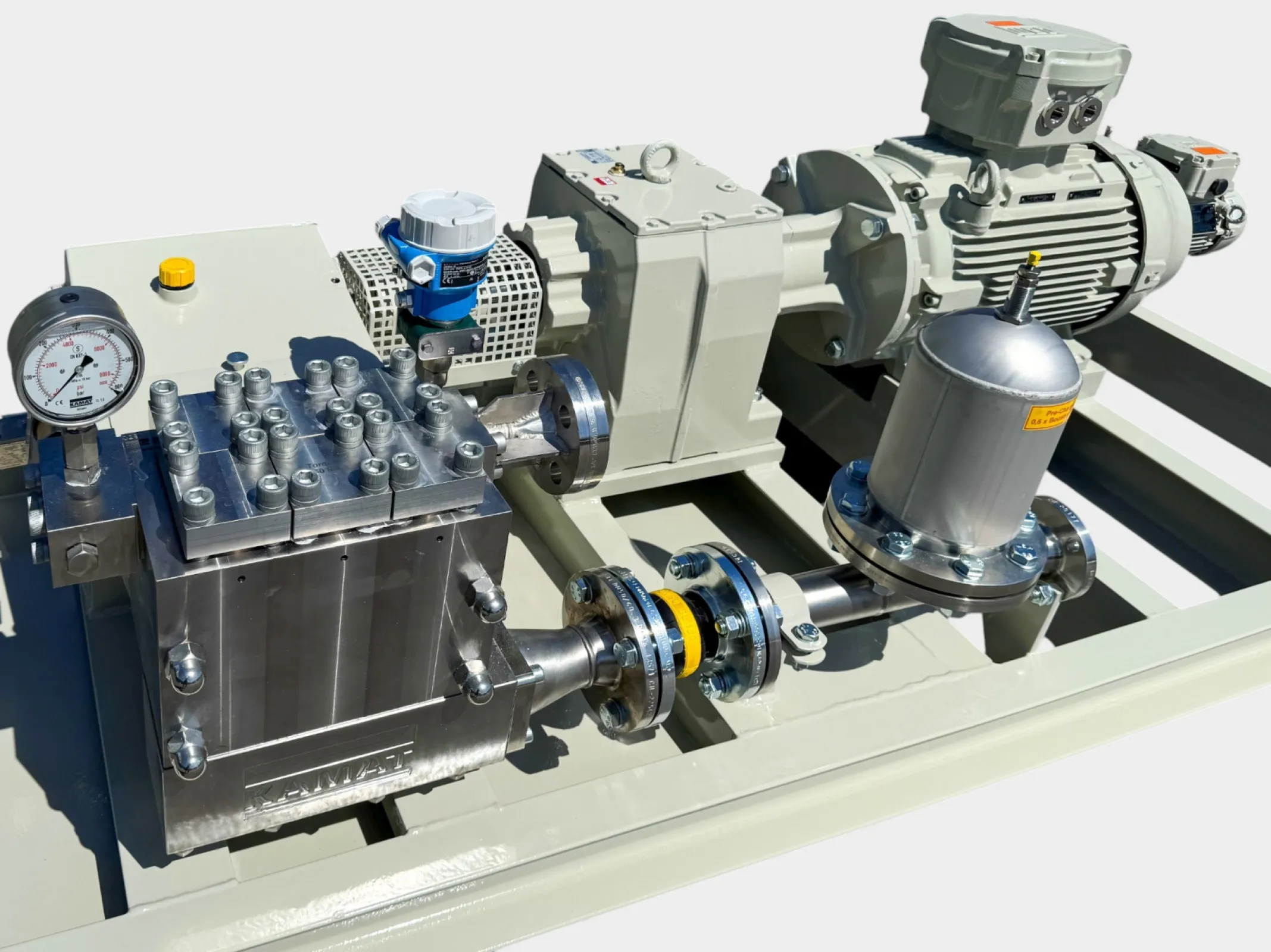 Engineered for extreme conditions – compact KAMAT injection unit for safe, reliable methanol dosing offshore.