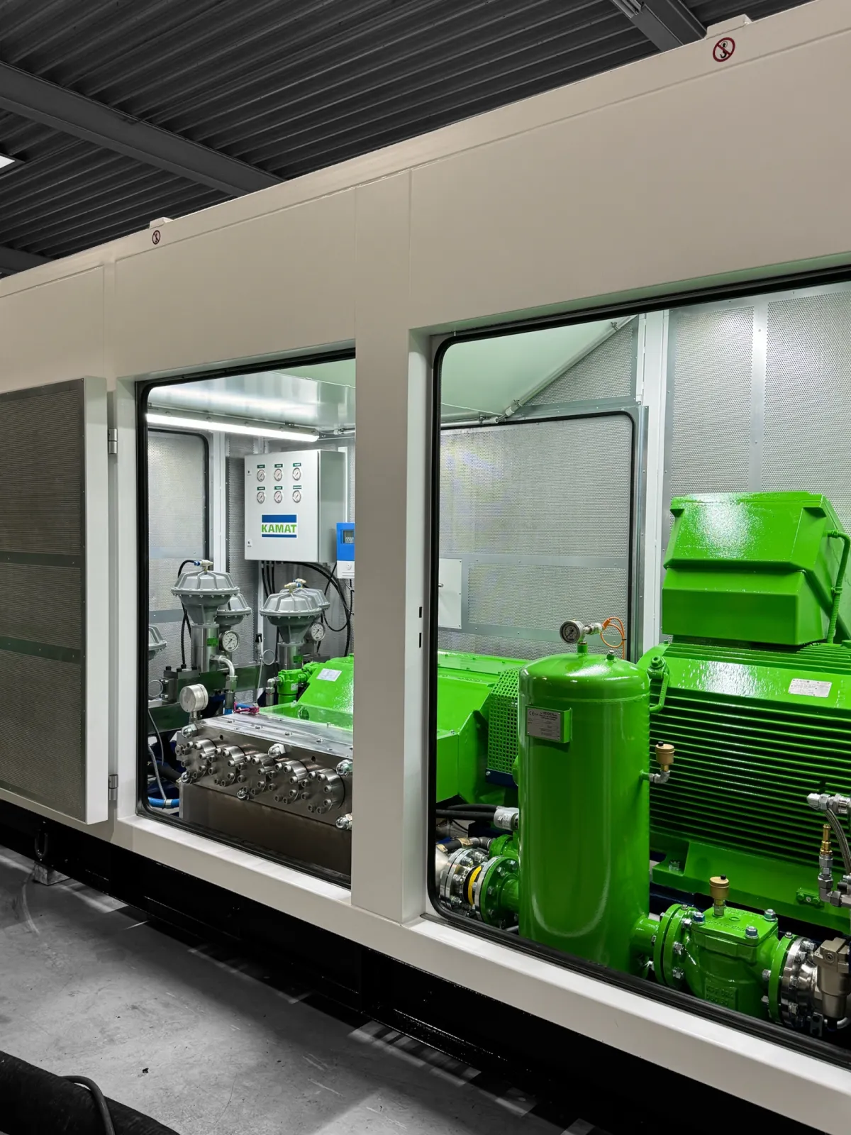 High-Pressure Test Unit