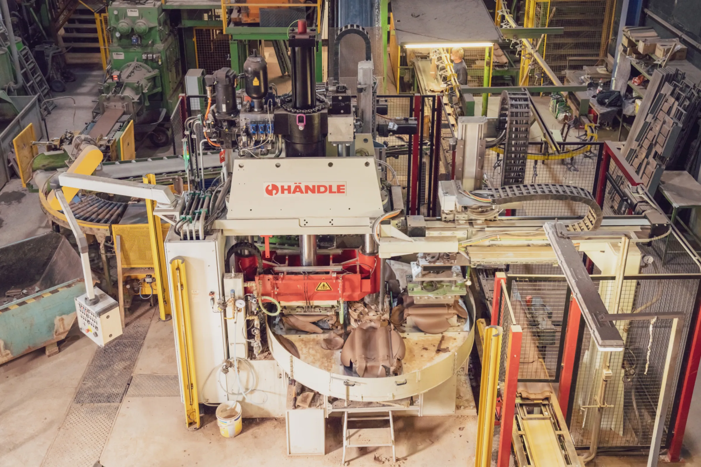 HAENDLE Accessory Roof Tile Press WEGA