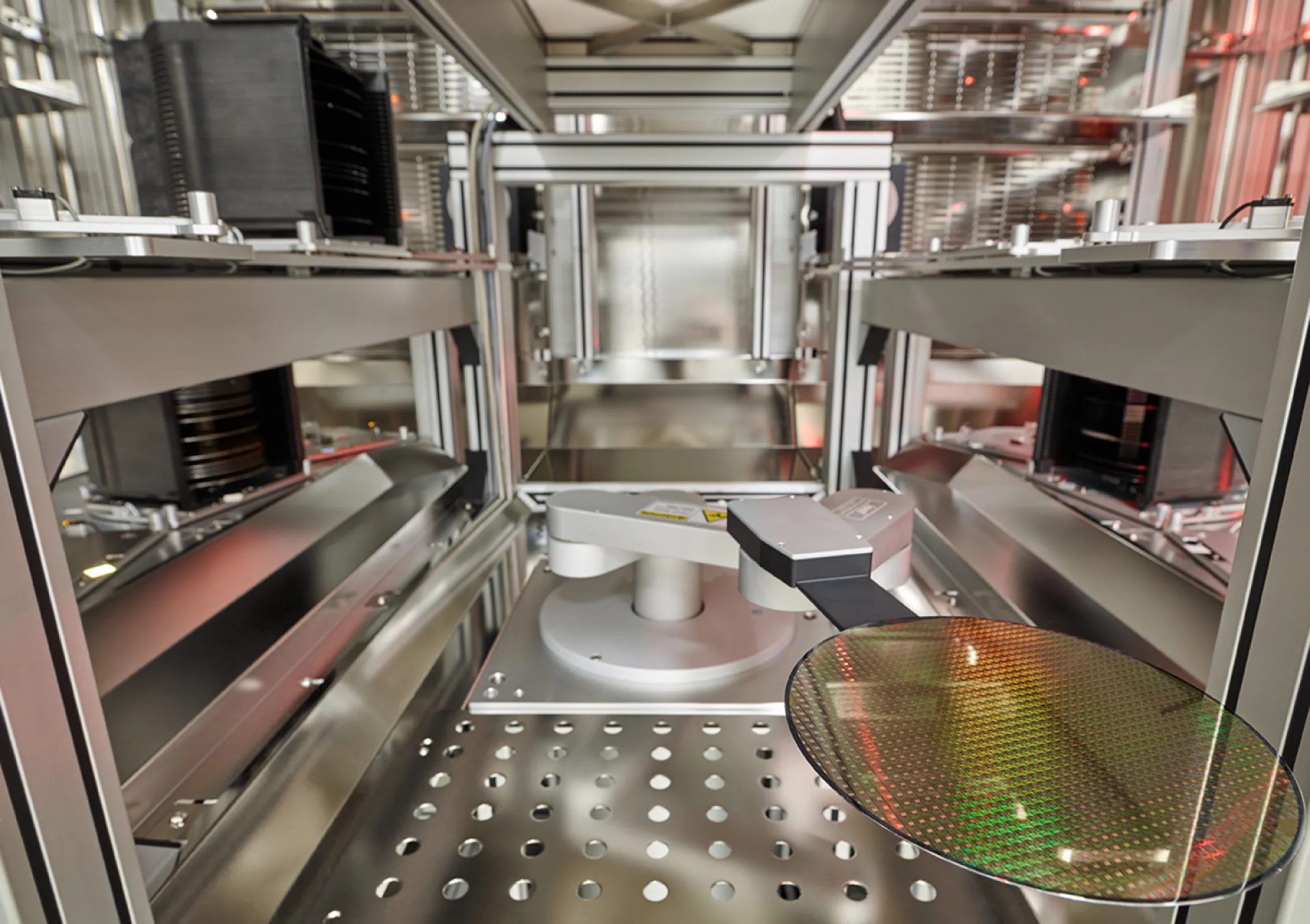 The wafer handling robot serves up to 14 wafer handling ports.
