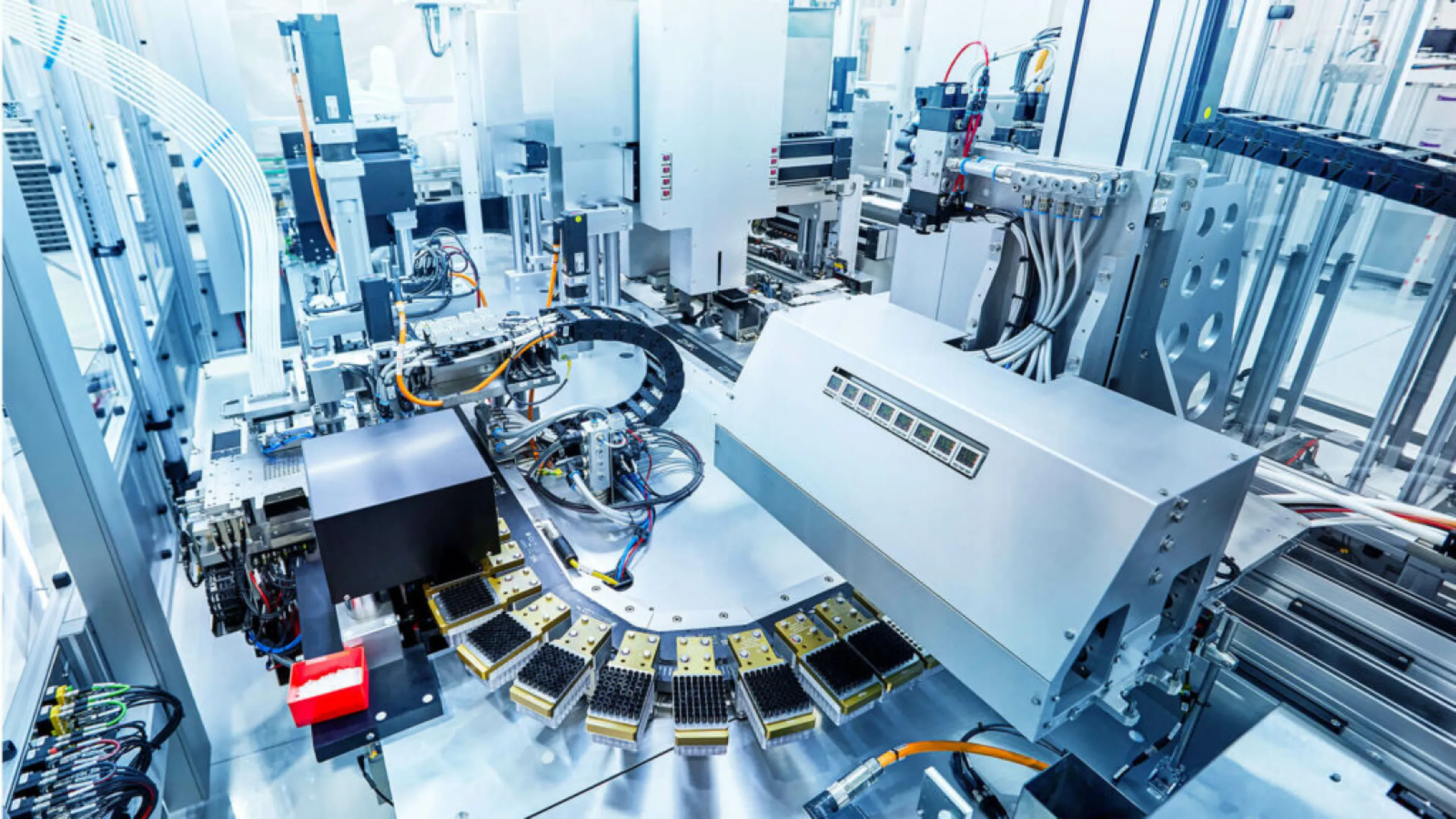 Keeps on running: On-the-fly Inspection for Unparalleled availability