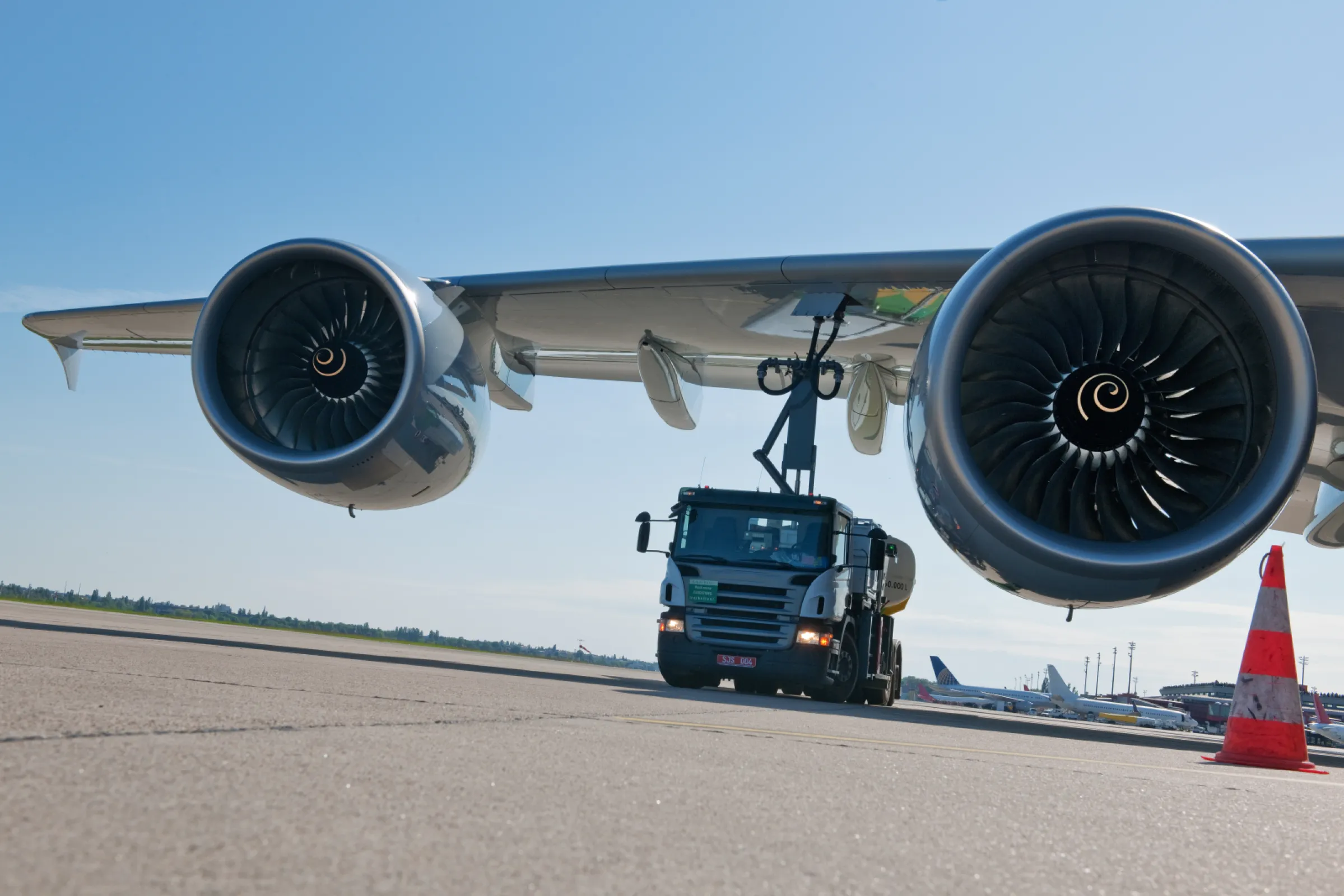 Refueling & Aviation