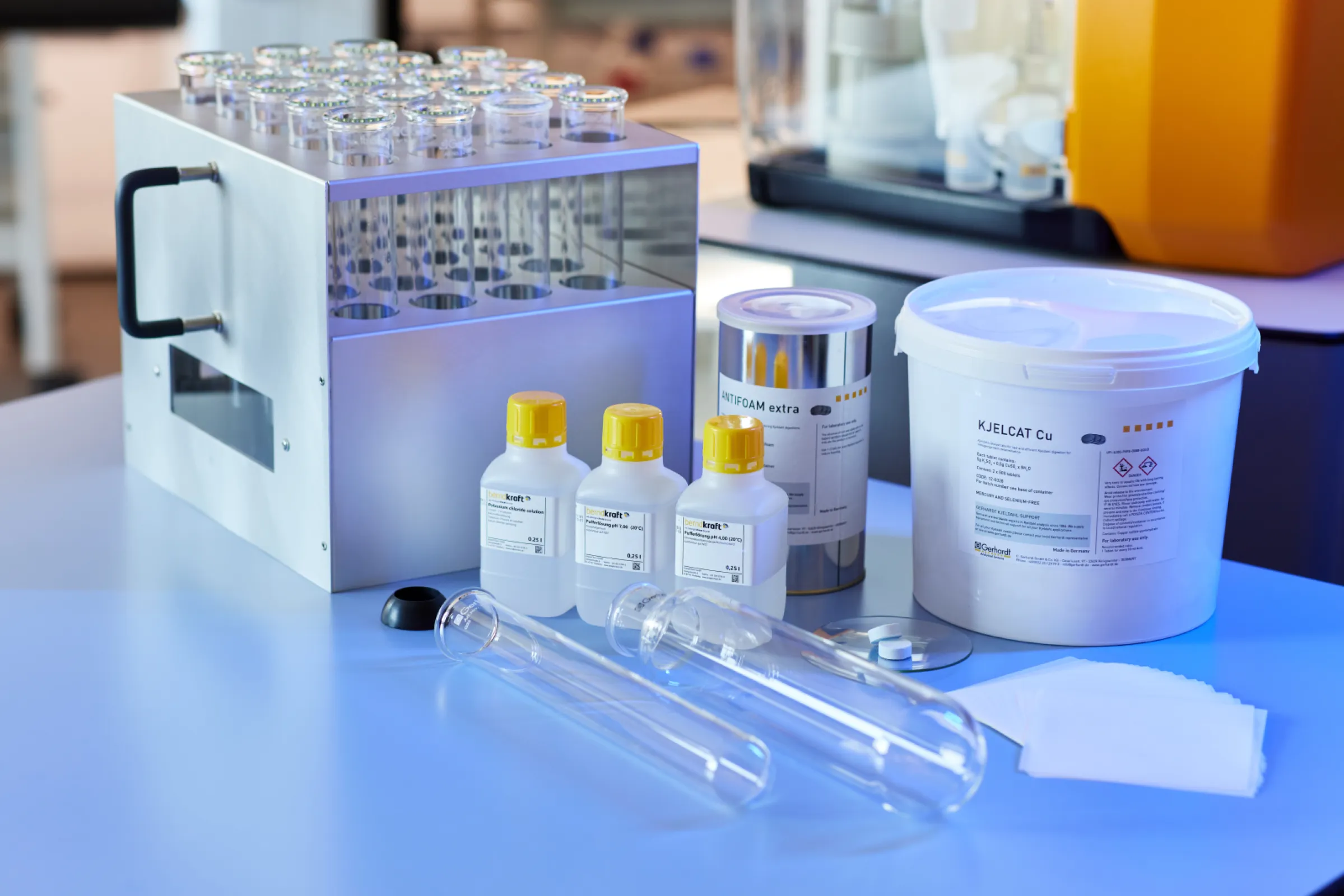 Accessories & consumables